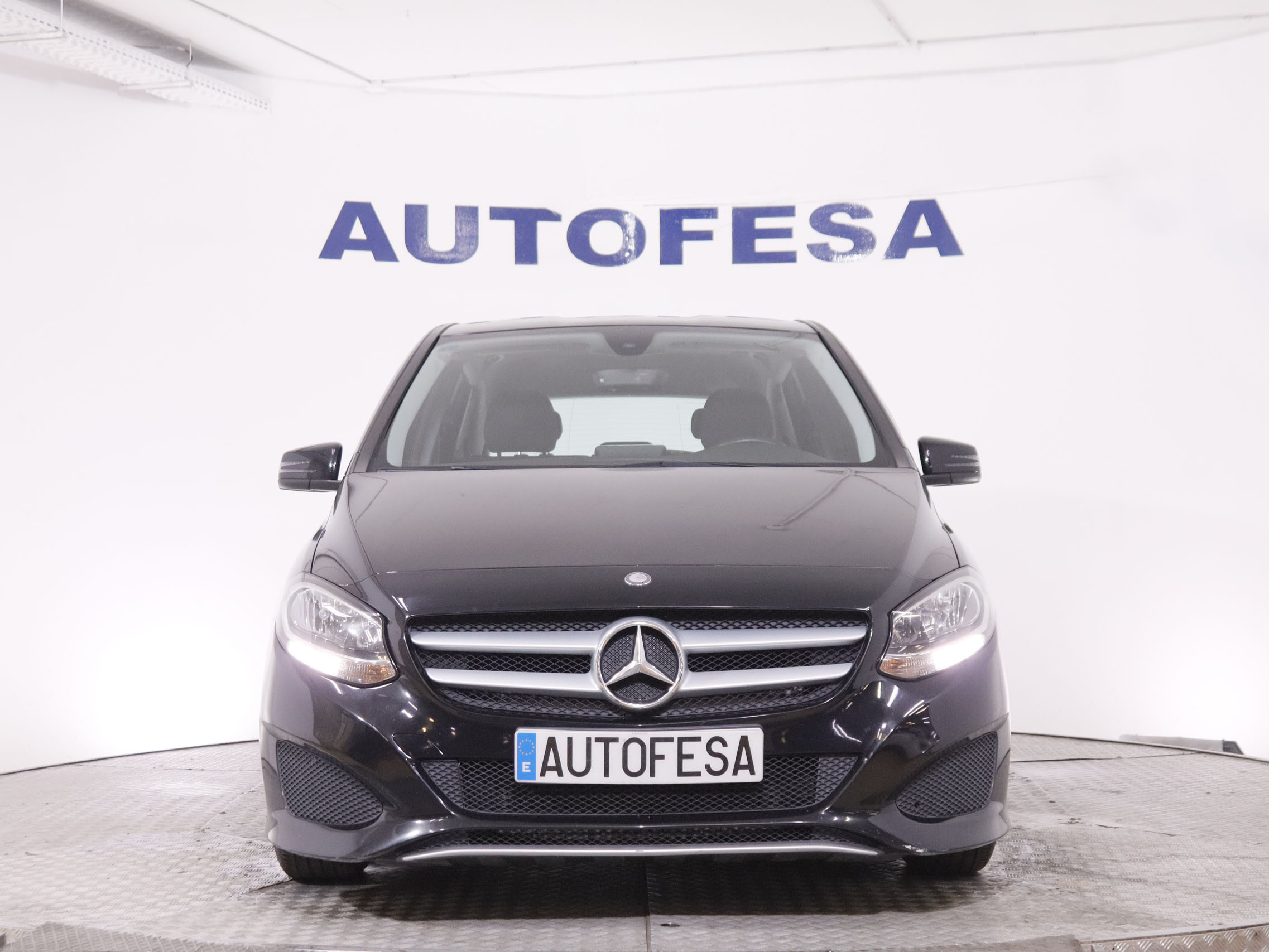 Mercedes-Benz Clase B B180d - foto 2