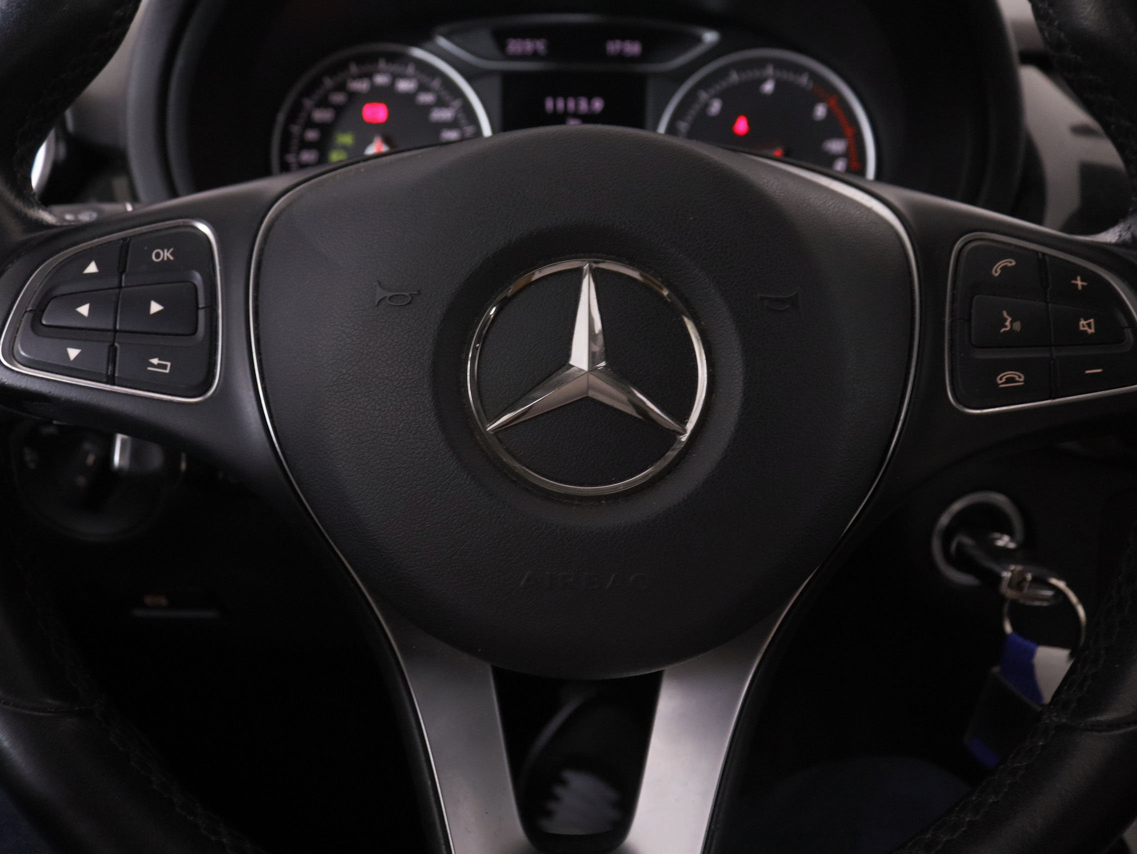 Mercedes-Benz Clase B B180d - foto 13