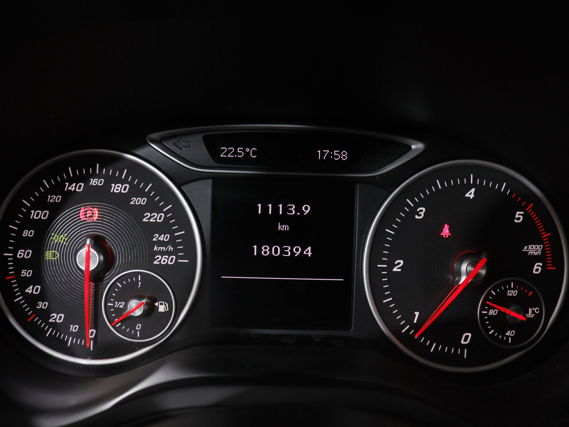 Mercedes-Benz Clase B B180d - foto 14