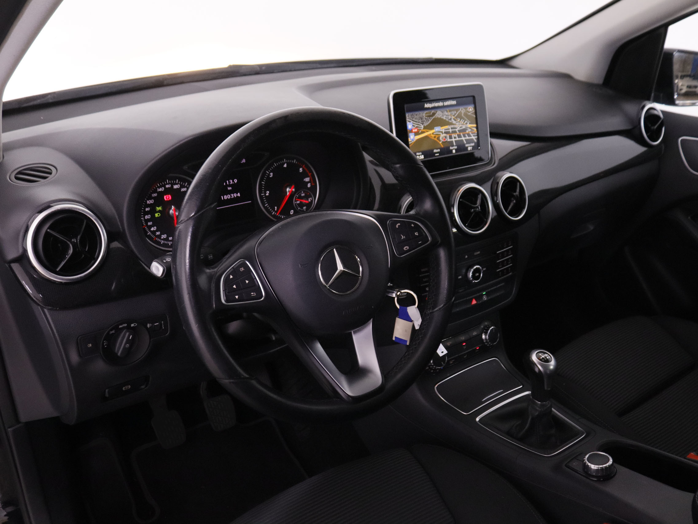 Mercedes-Benz Clase B B180d - foto 11