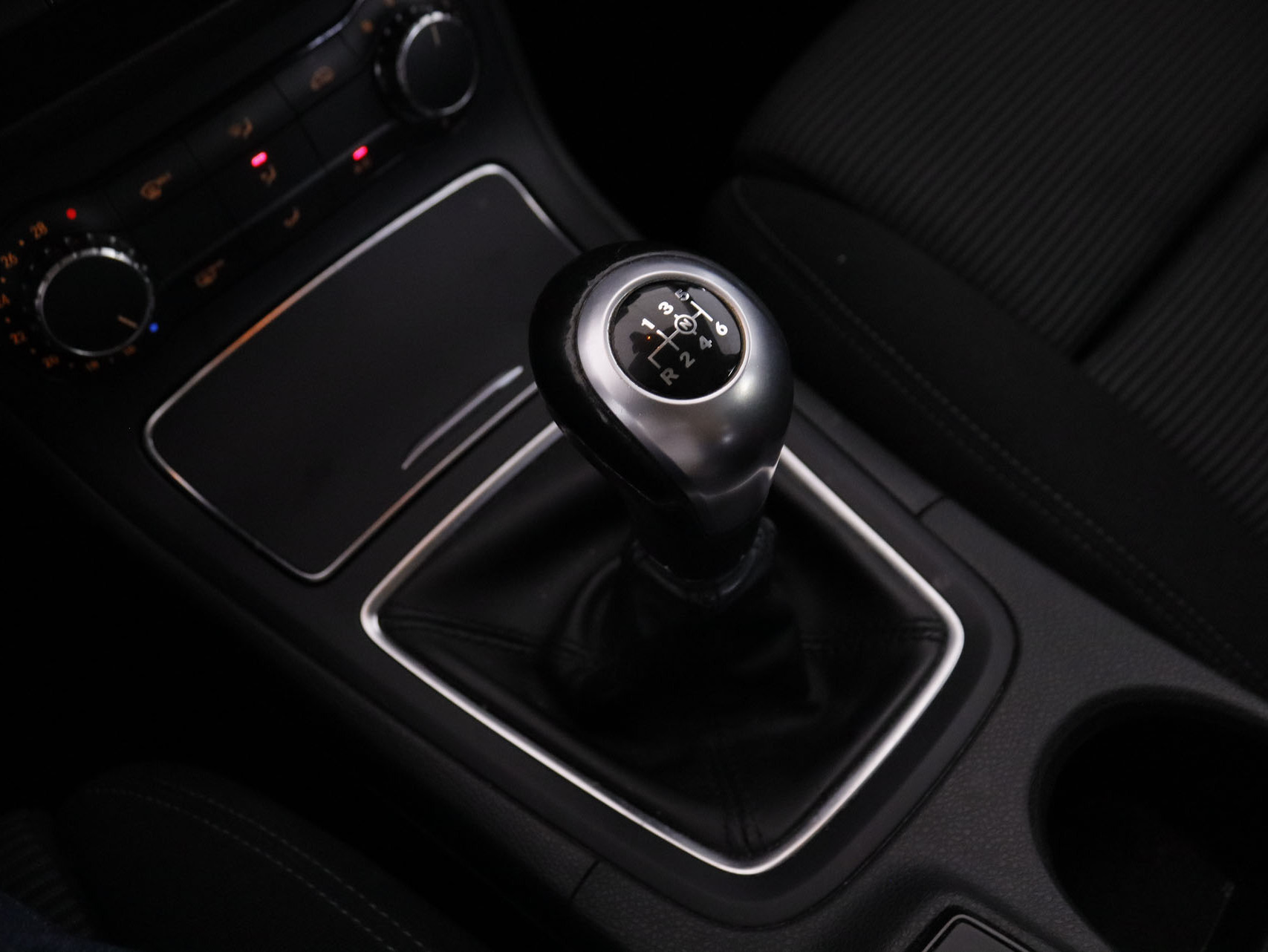 Mercedes-Benz Clase B B180d - foto 20