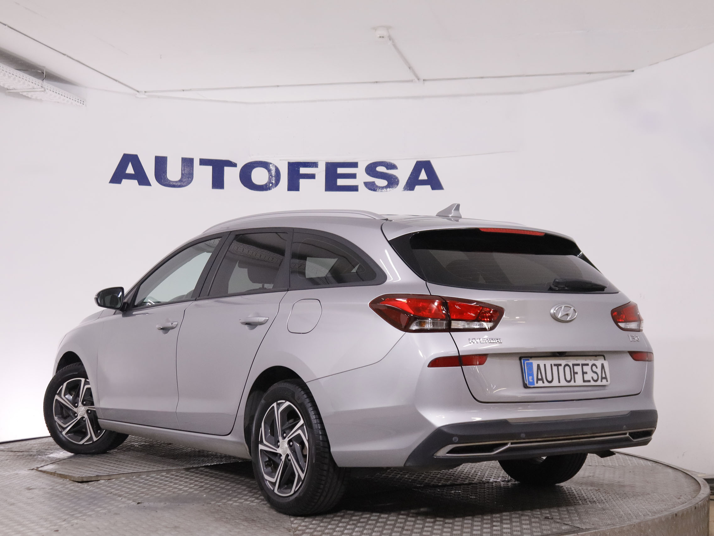 Hyundai i30 1.6 CRDi Klass - foto 4