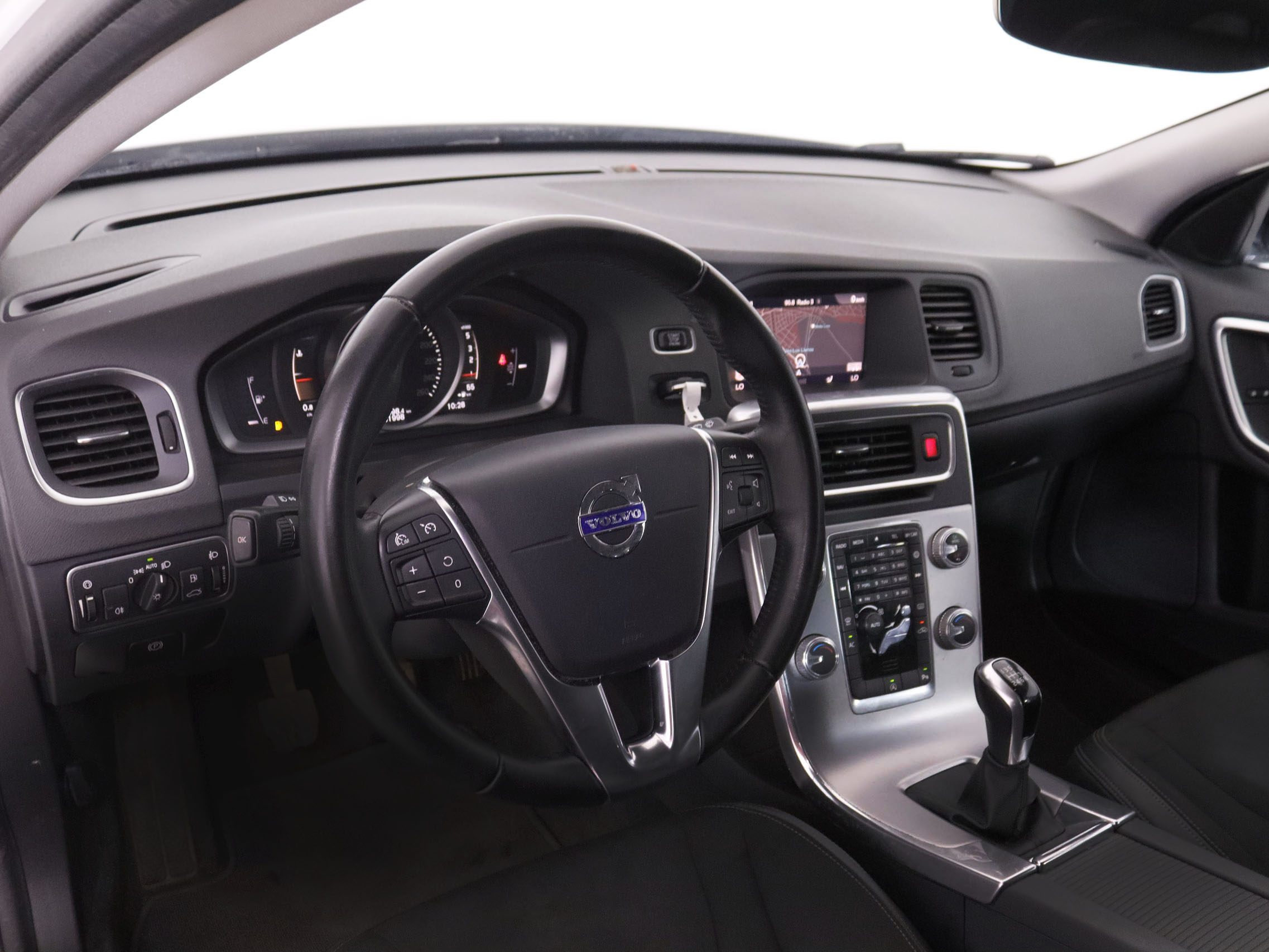 Volvo V60 2.0 D3 Plus - foto 11