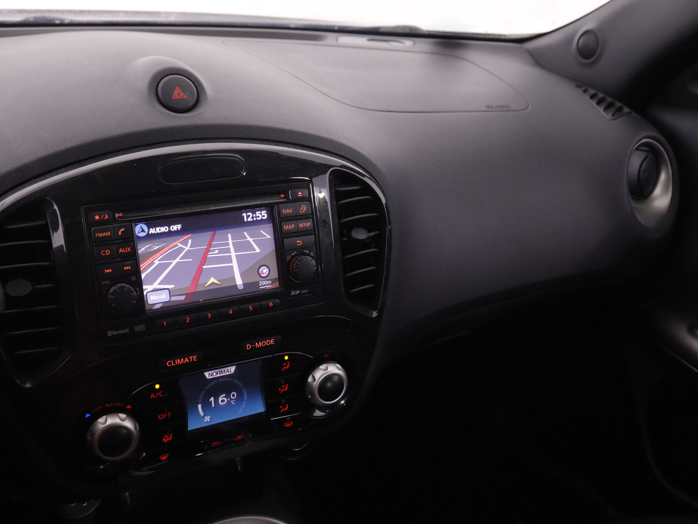 Nissan Juke 1.6 Tekna - foto 15