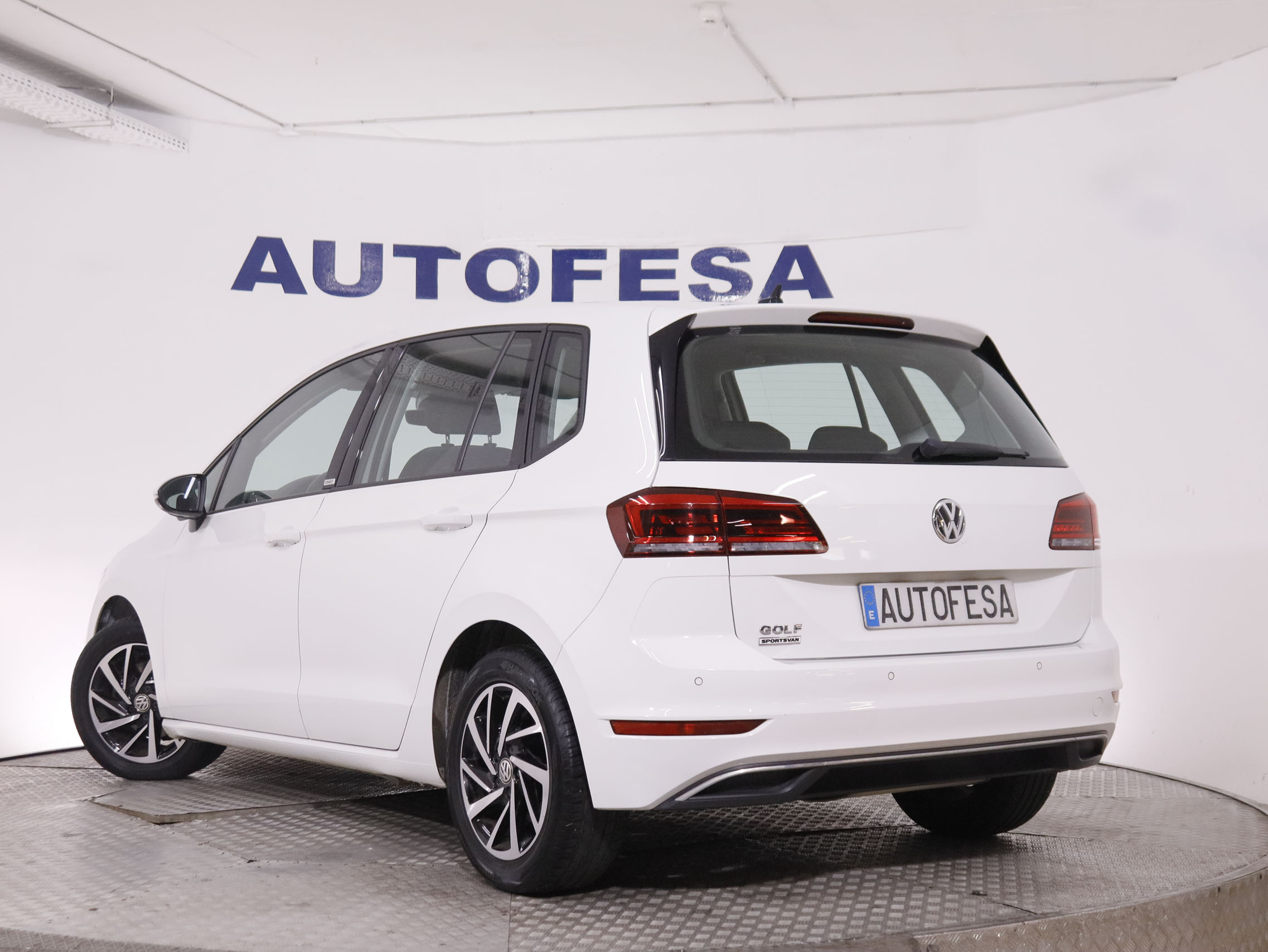 Volkswagen Golf Sportsvan 1.6 TDI DSG - foto 4