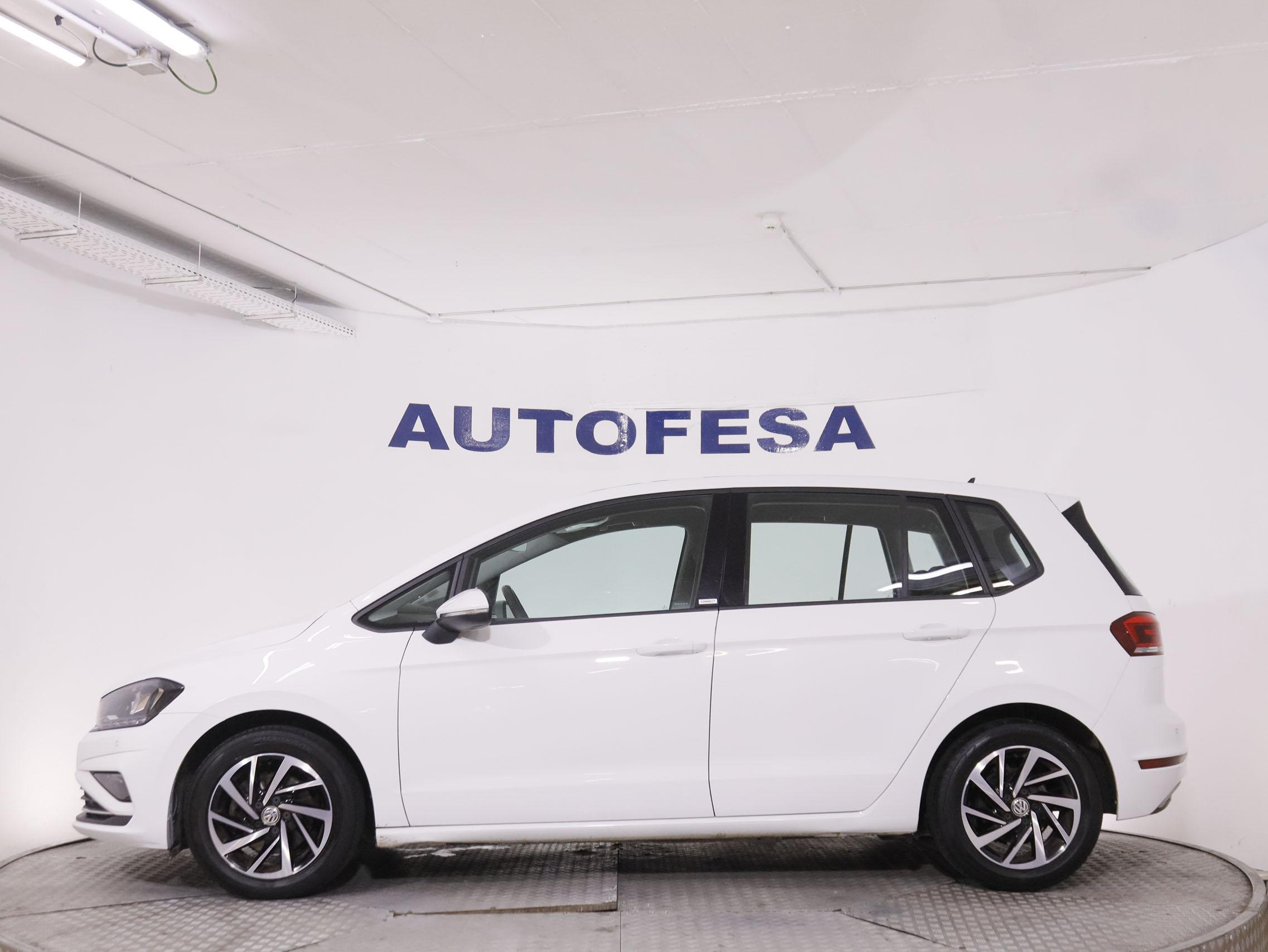 Volkswagen Golf Sportsvan 1.6 TDI DSG - foto 9