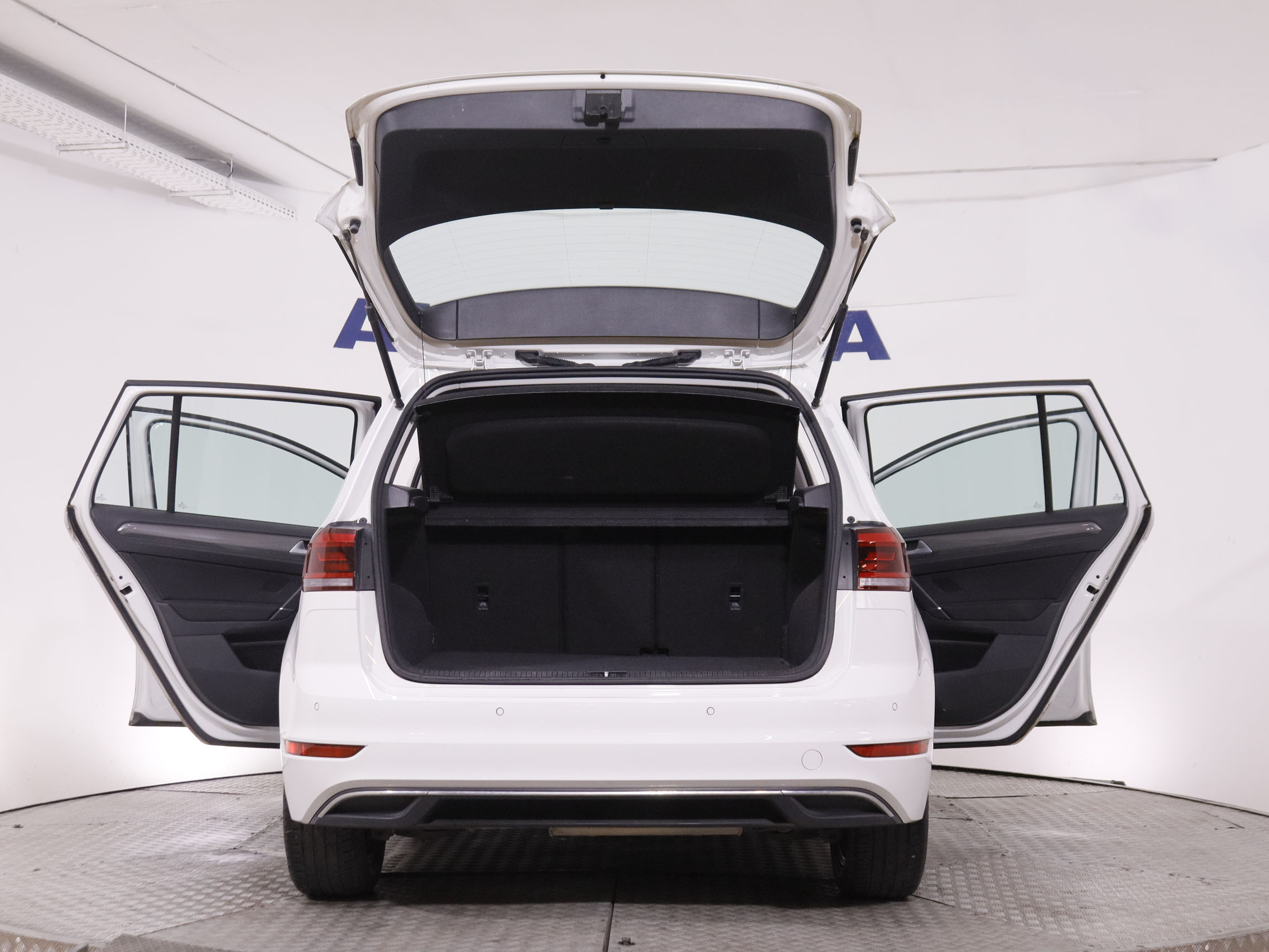 Volkswagen Golf Sportsvan 1.6 TDI DSG - foto 10