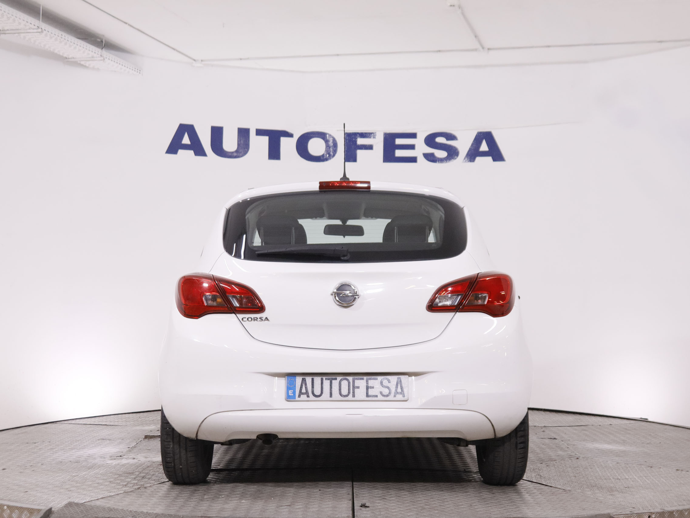 Opel Corsa 1.4 Selective - foto 5