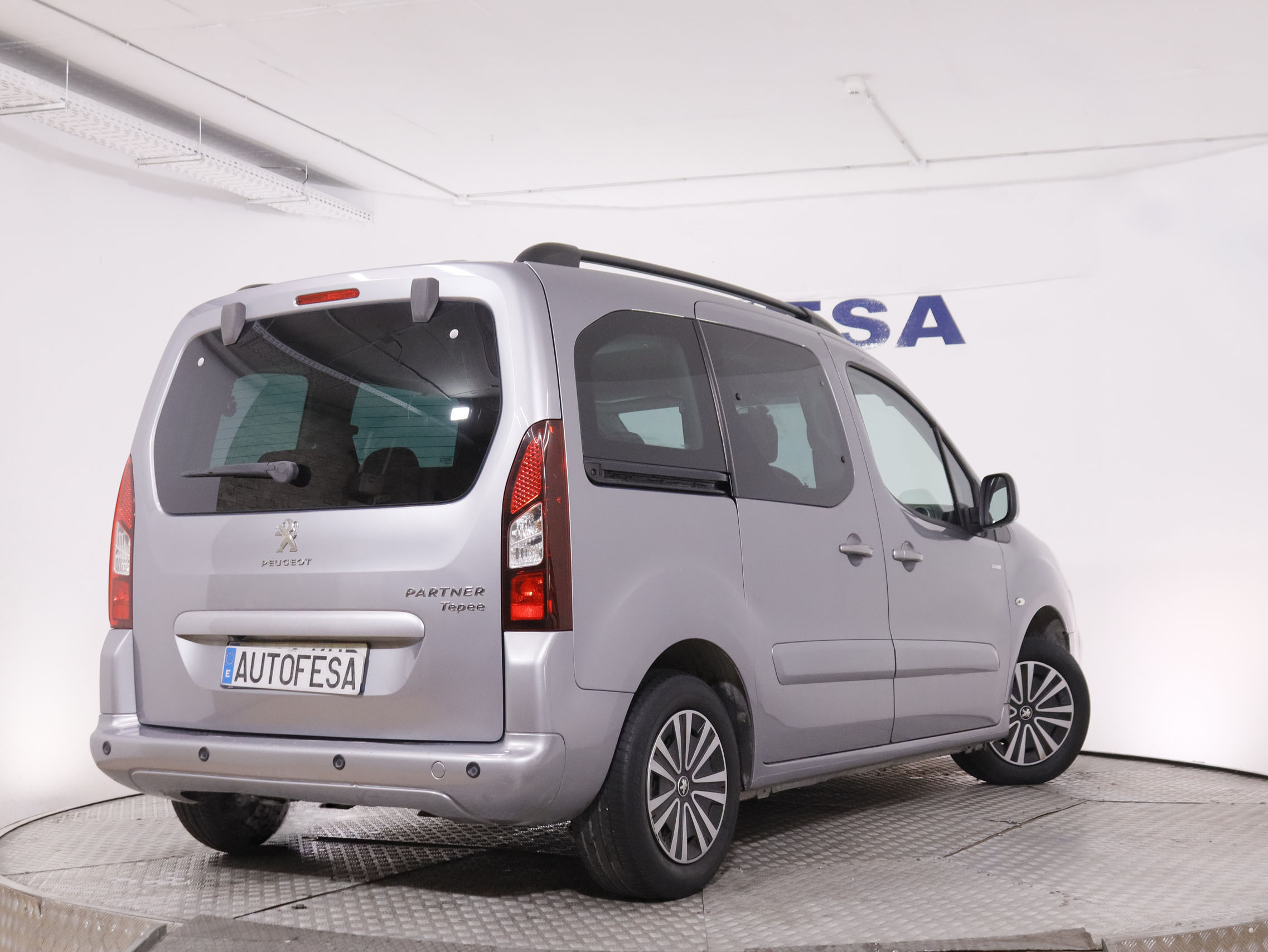Peugeot Partner 1.6 HDi - foto 6