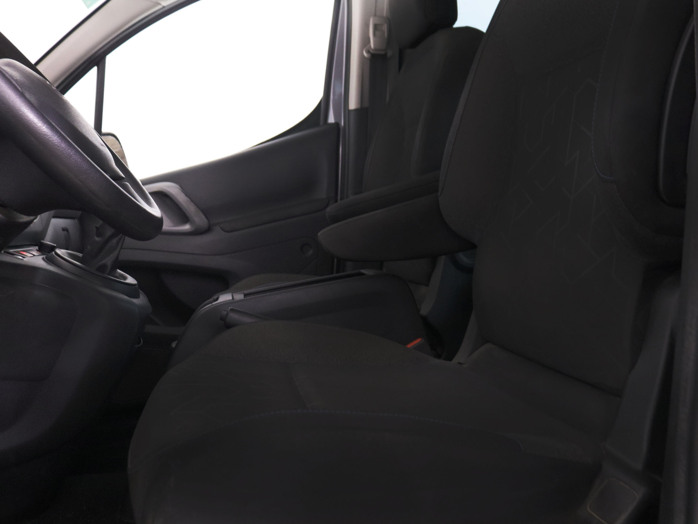 Peugeot Partner 1.6 HDi - foto 17