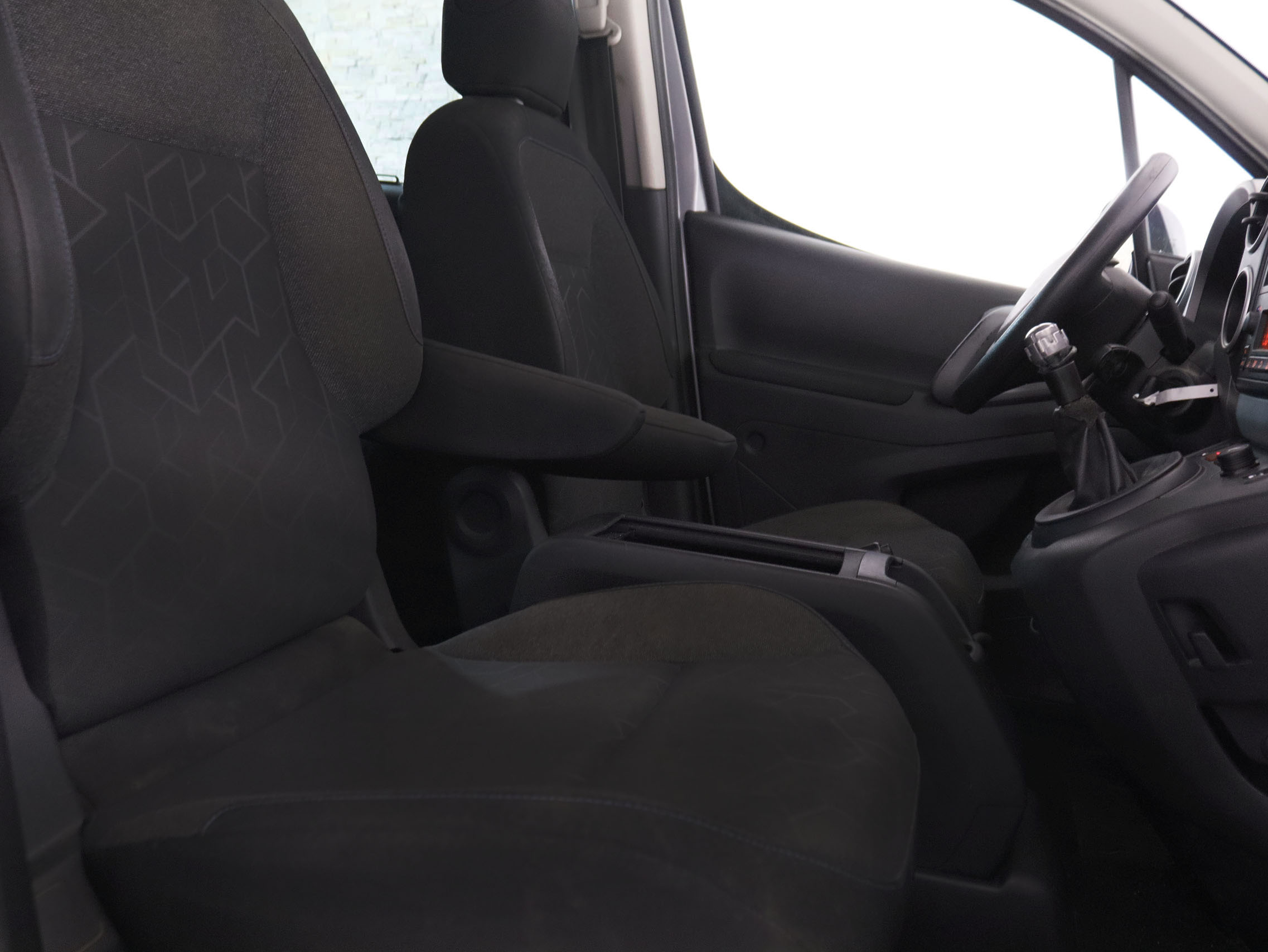Peugeot Partner 1.6 HDi - foto 18