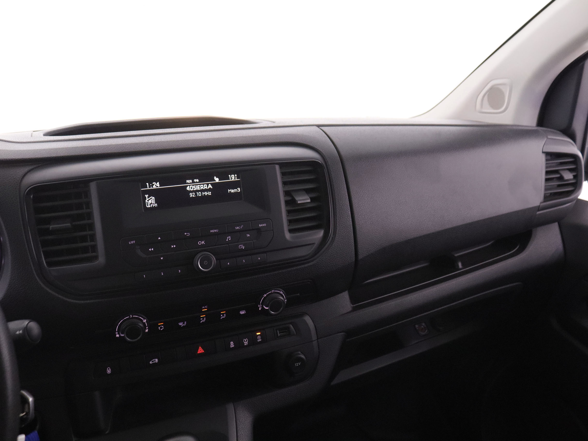Peugeot Expert 1.5 HDi Standard - foto 13