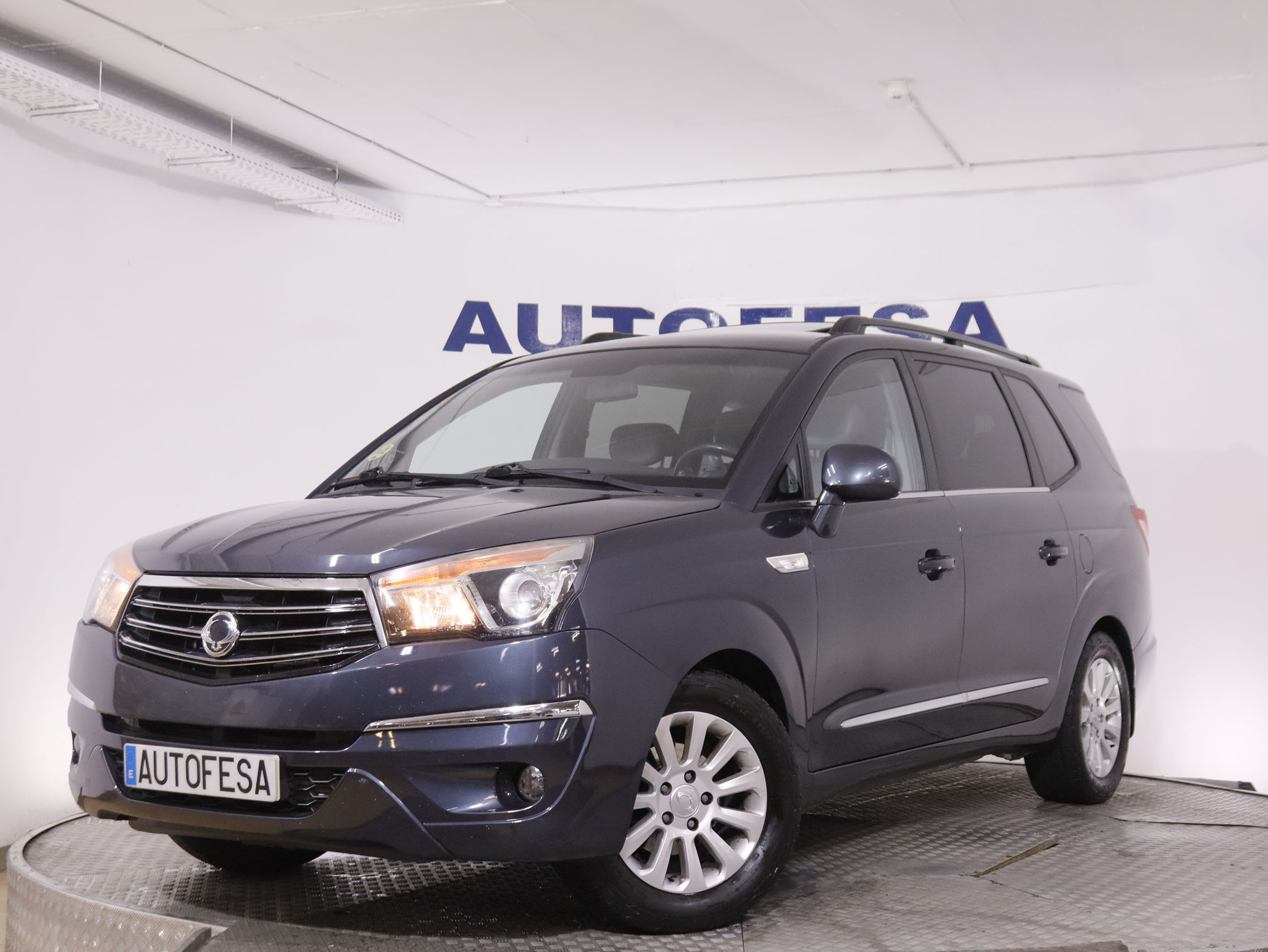 SsangYong Rodius 2.0 EXDI Limited 7 Plazas - foto 1