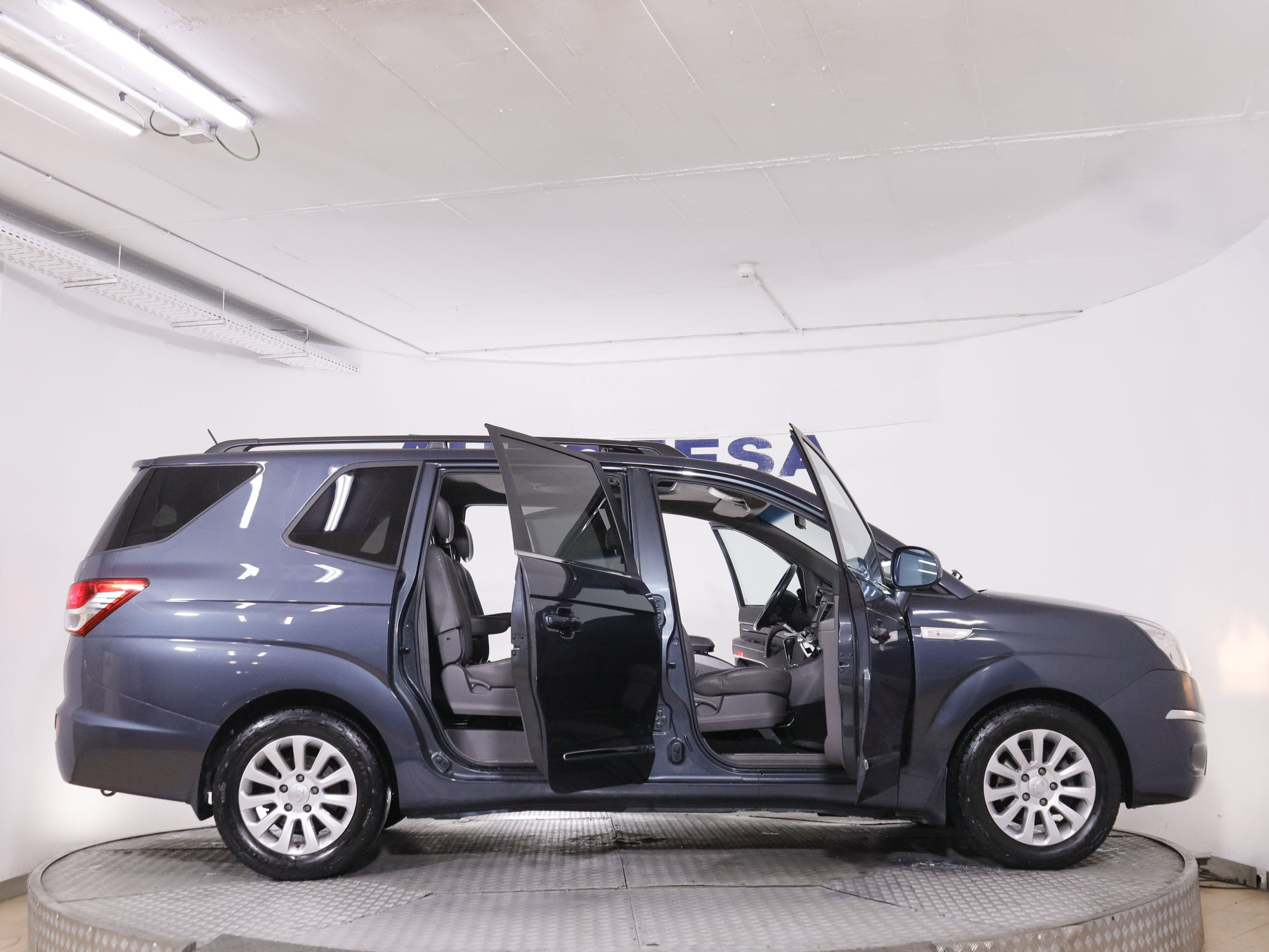 SsangYong Rodius 2.0 EXDI Limited 7 Plazas - foto 9