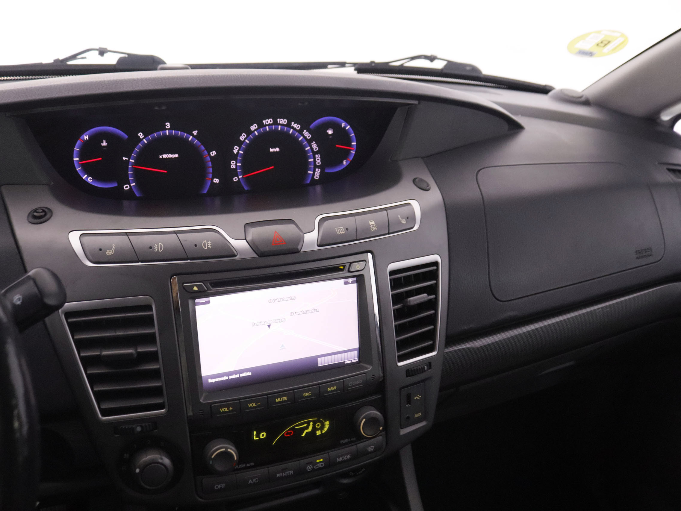 SsangYong Rodius 2.0 EXDI Limited 7 Plazas - foto 15