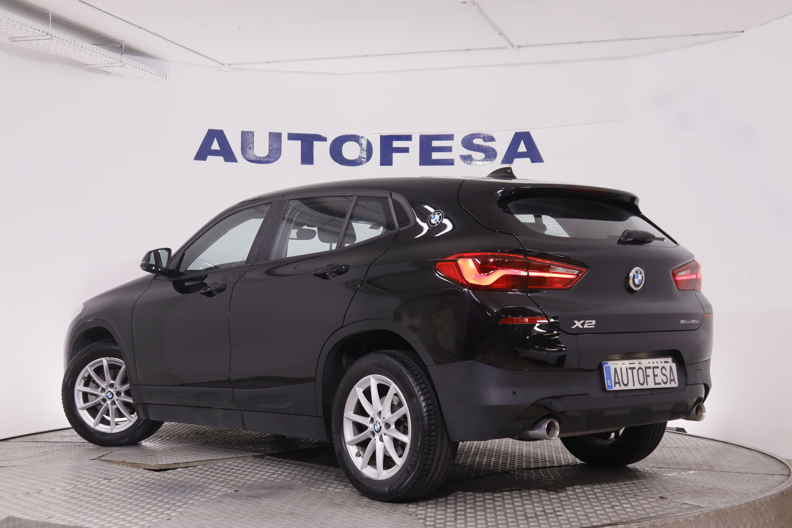 BMW X2 sDrive 18d - foto 7