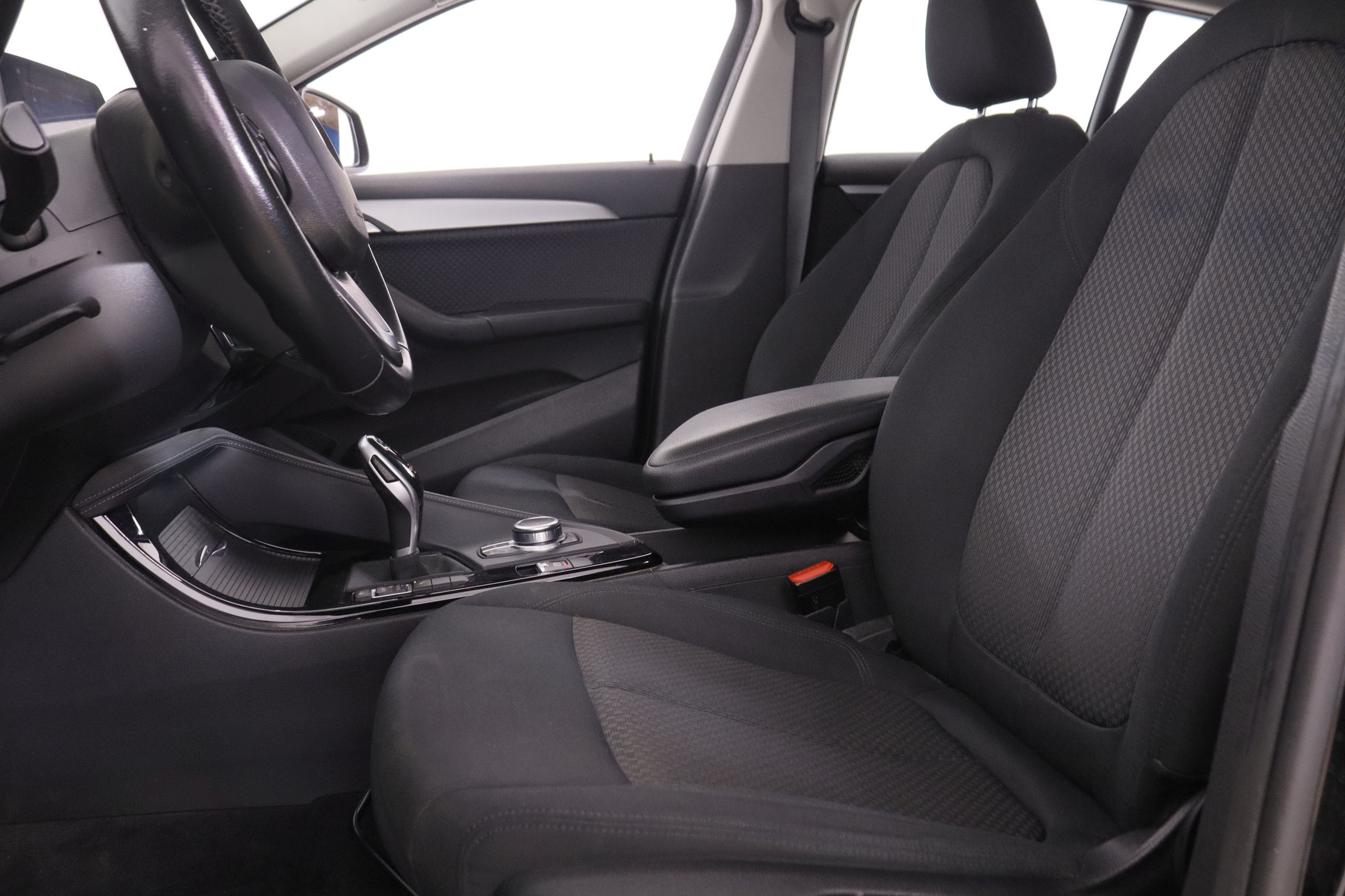 BMW X2 sDrive 18d - foto 20