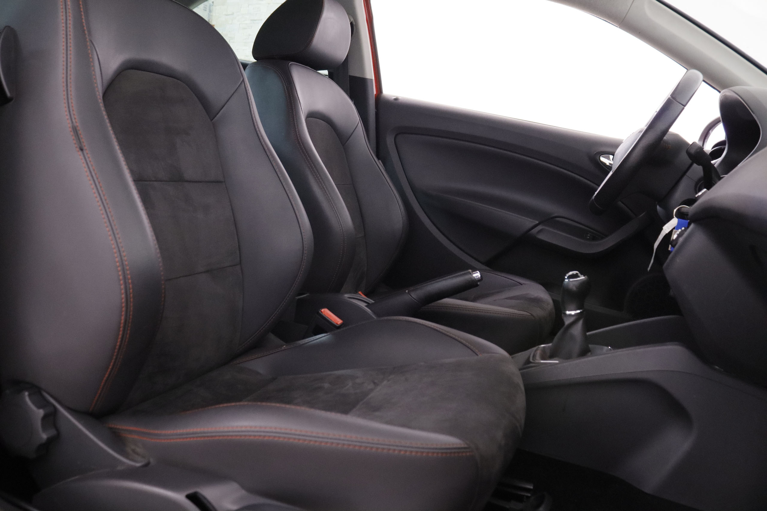 SEAT Ibiza 1.0 TSI FR - foto 17