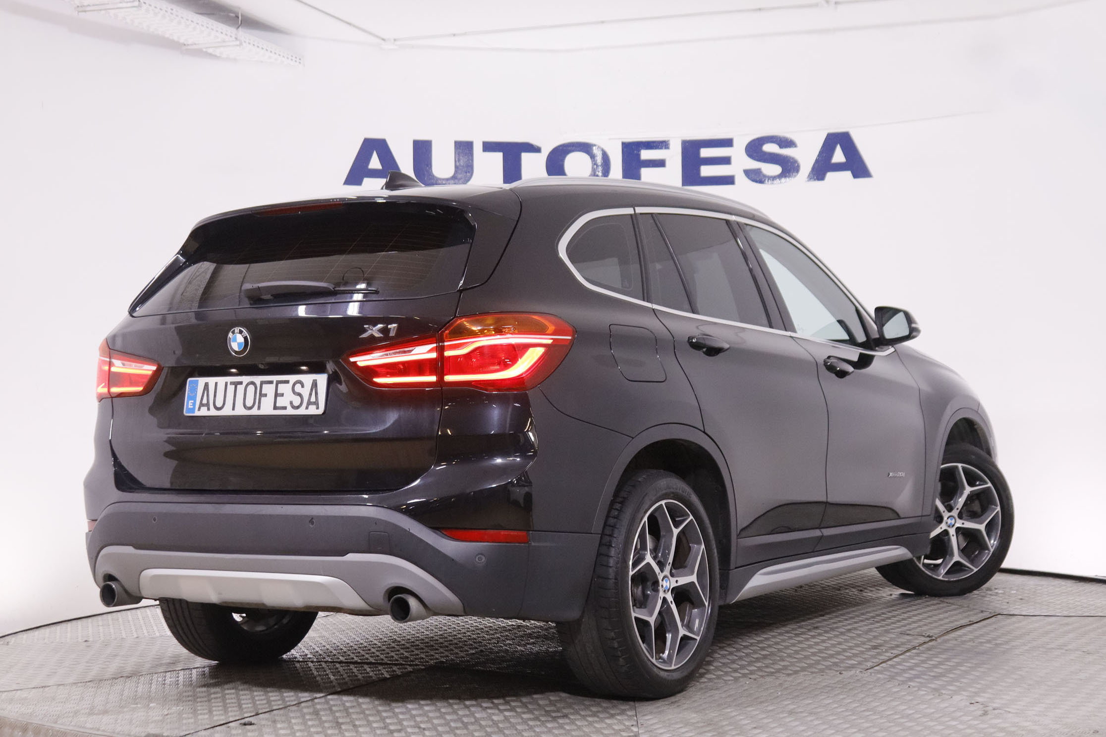 BMW X1 xDrive Xline 20i - foto 5