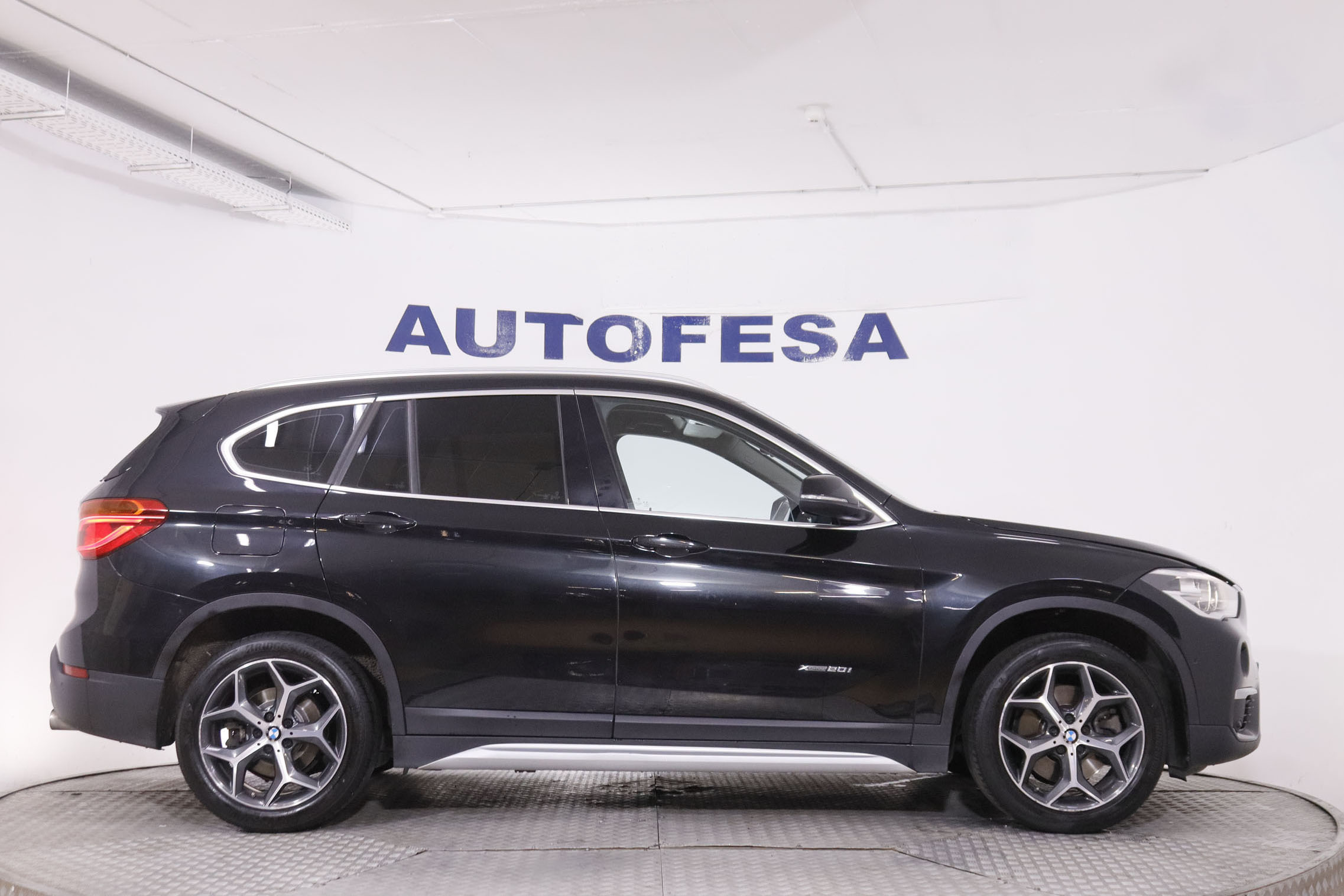 BMW X1 xDrive Xline 20i - foto 8