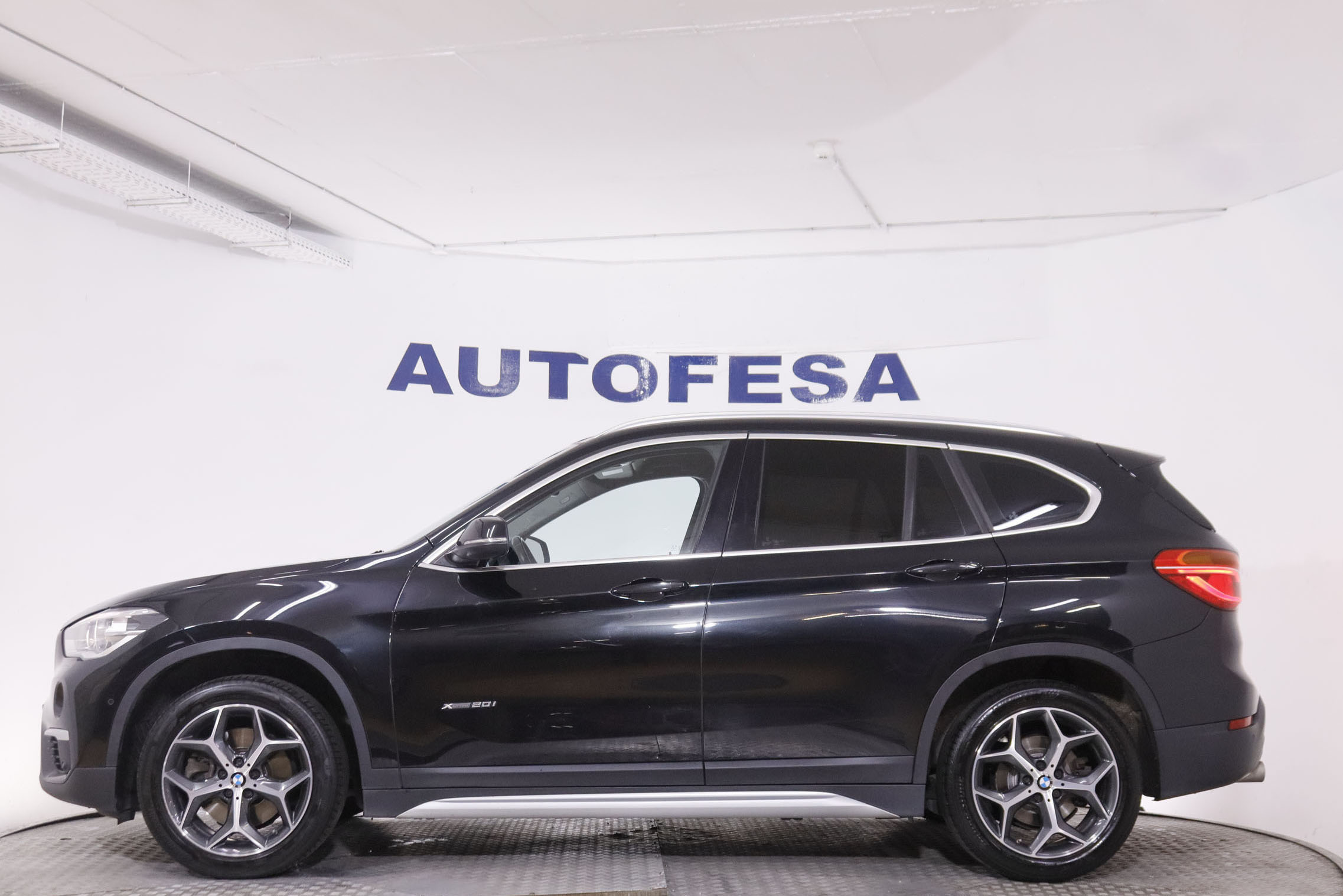 BMW X1 xDrive Xline 20i - foto 4