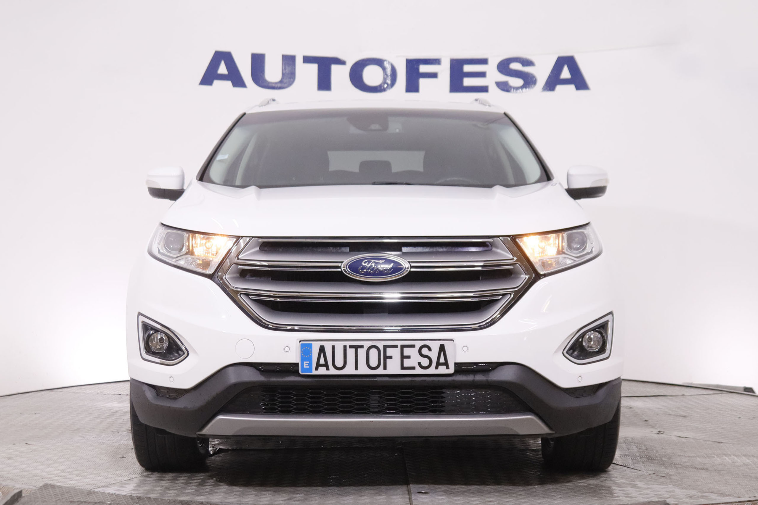 Ford Edge 2.0 TDCi Titanium AWD - foto 2