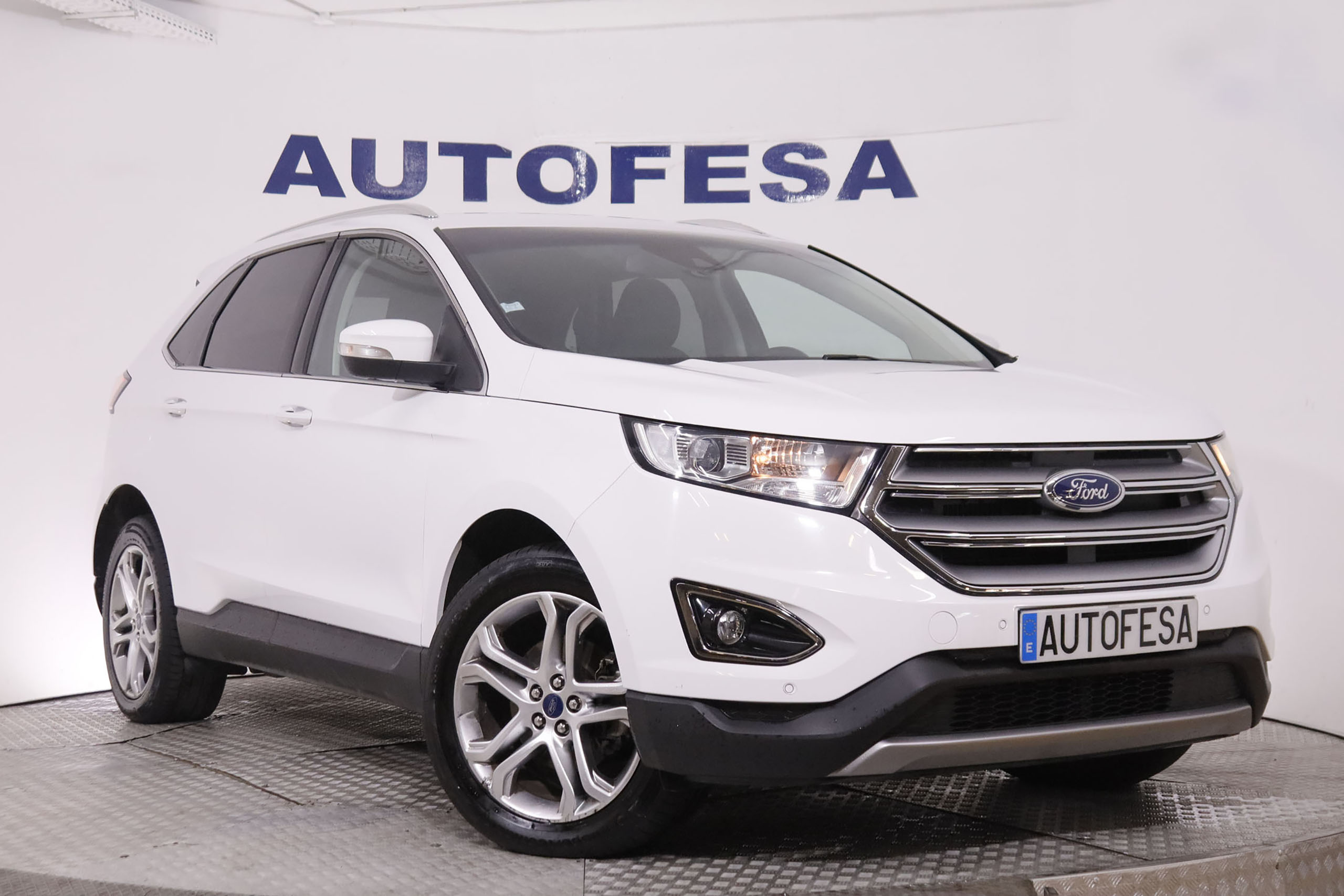 Ford Edge 2.0 TDCi Titanium AWD - foto 3