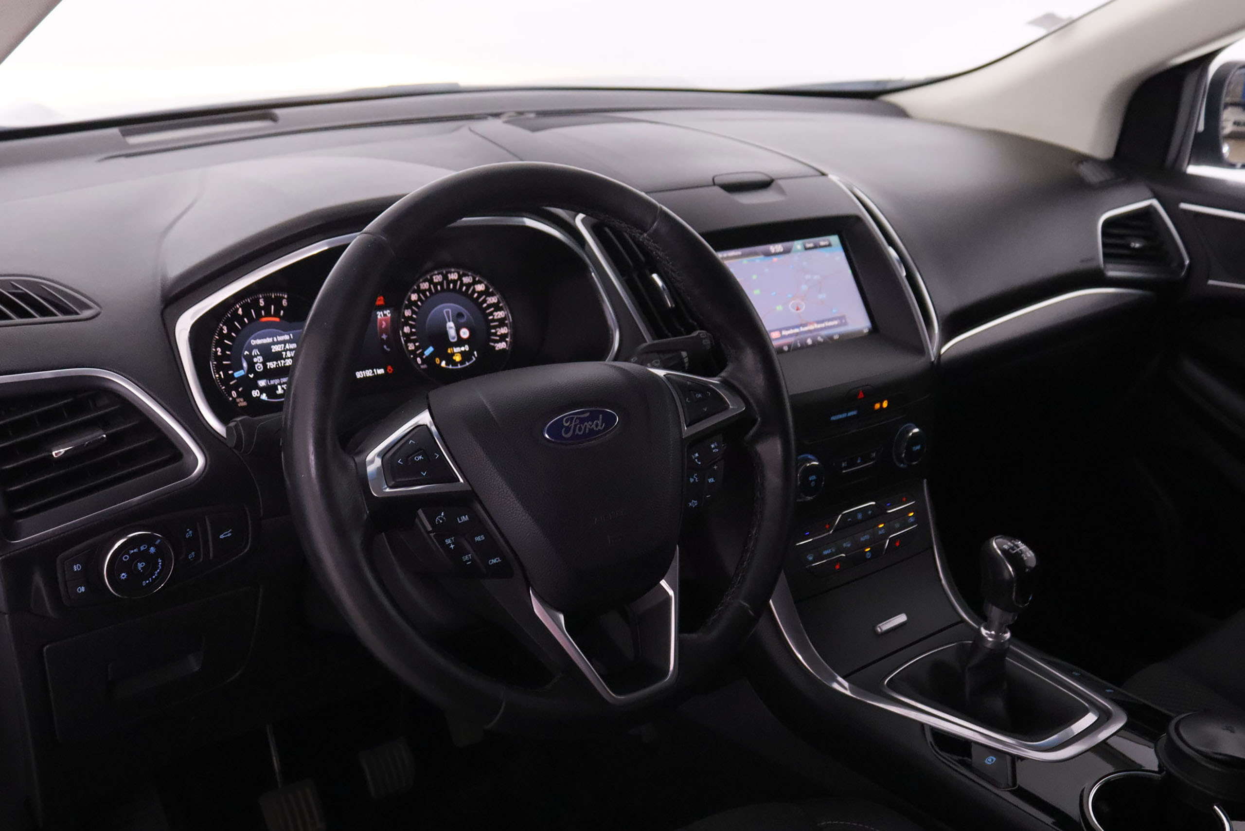 Ford Edge 2.0 TDCi Titanium AWD - foto 8