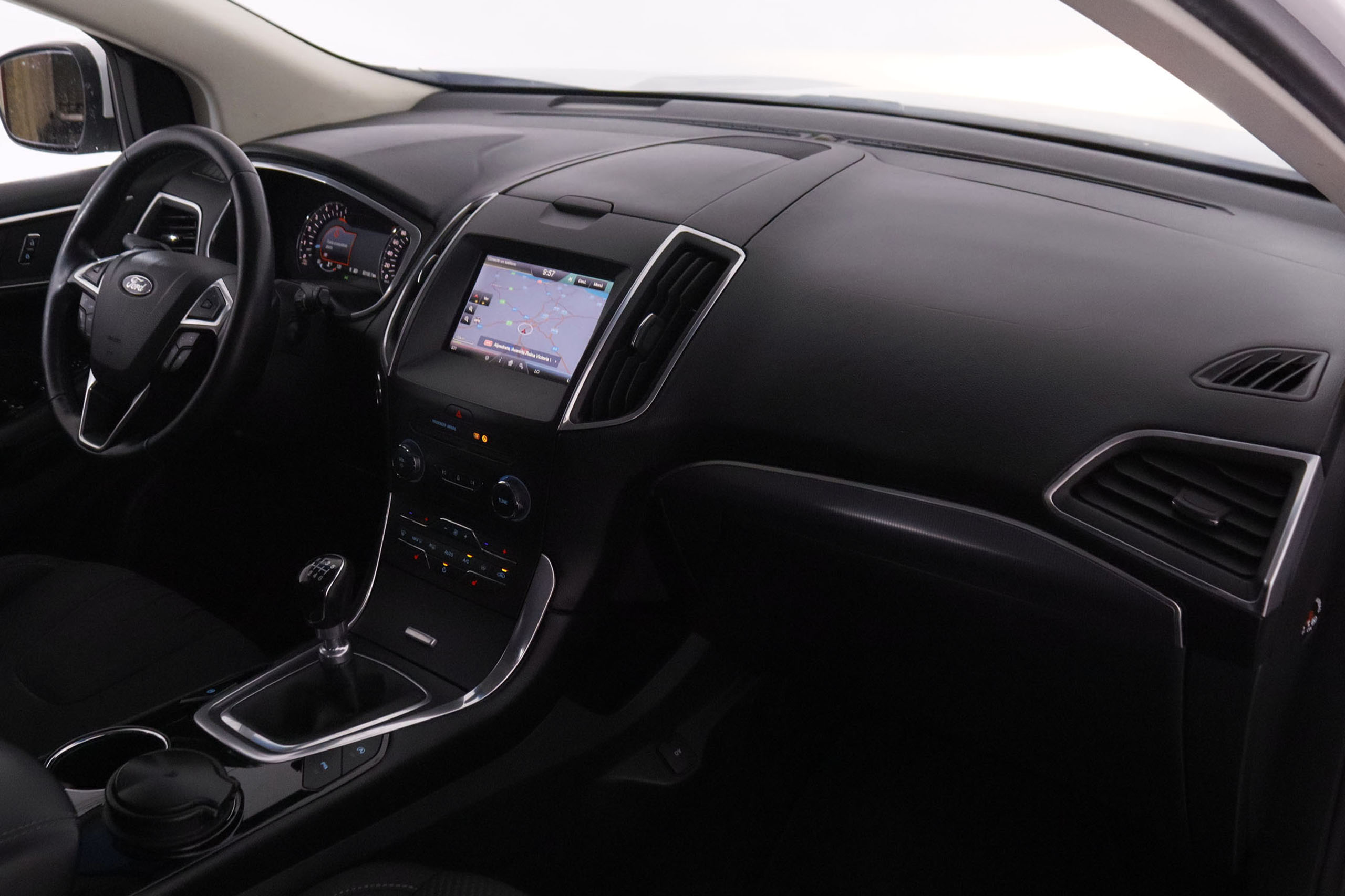 Ford Edge 2.0 TDCi Titanium AWD - foto 9