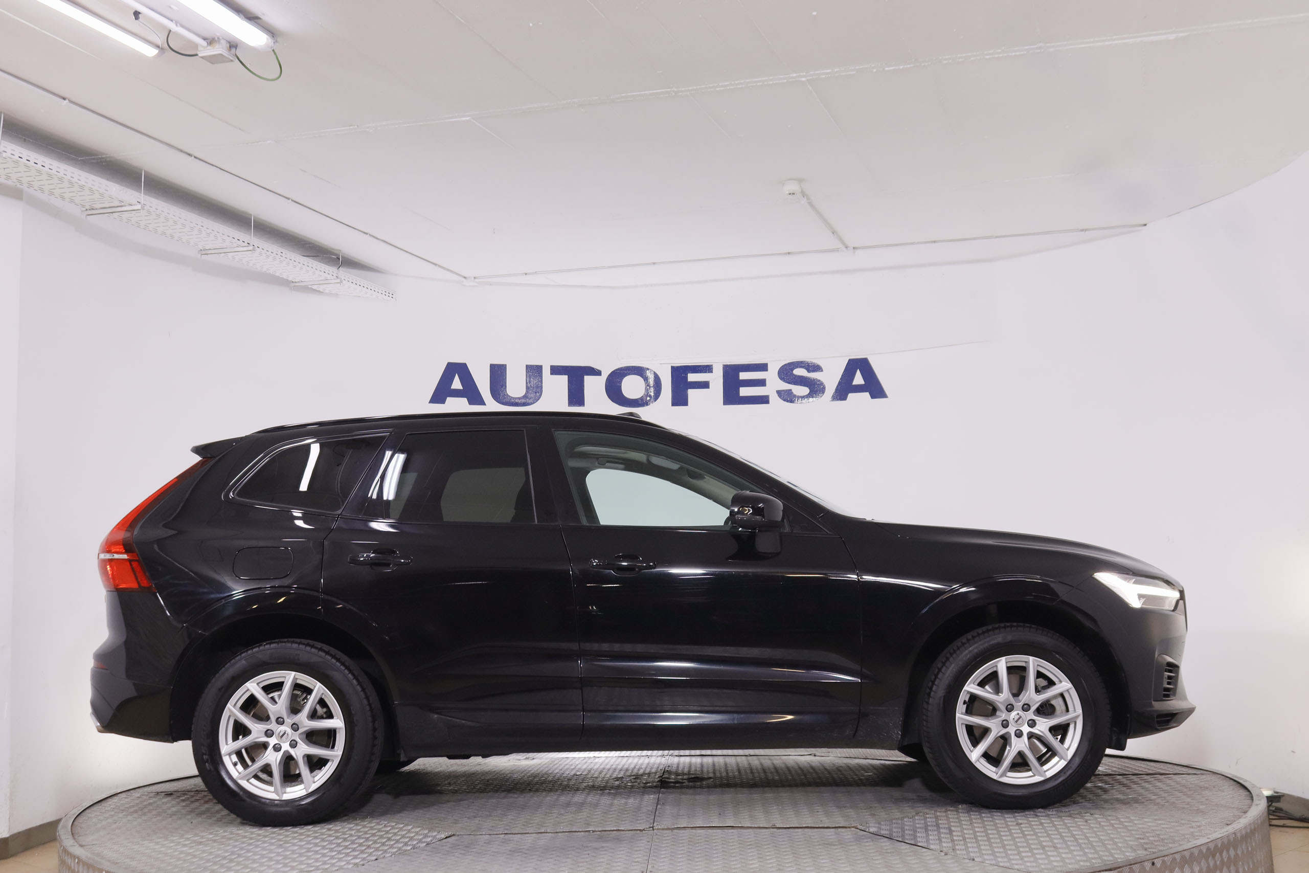 Volvo XC60 2.0 T6 AWD Recharge R-Design - foto 8