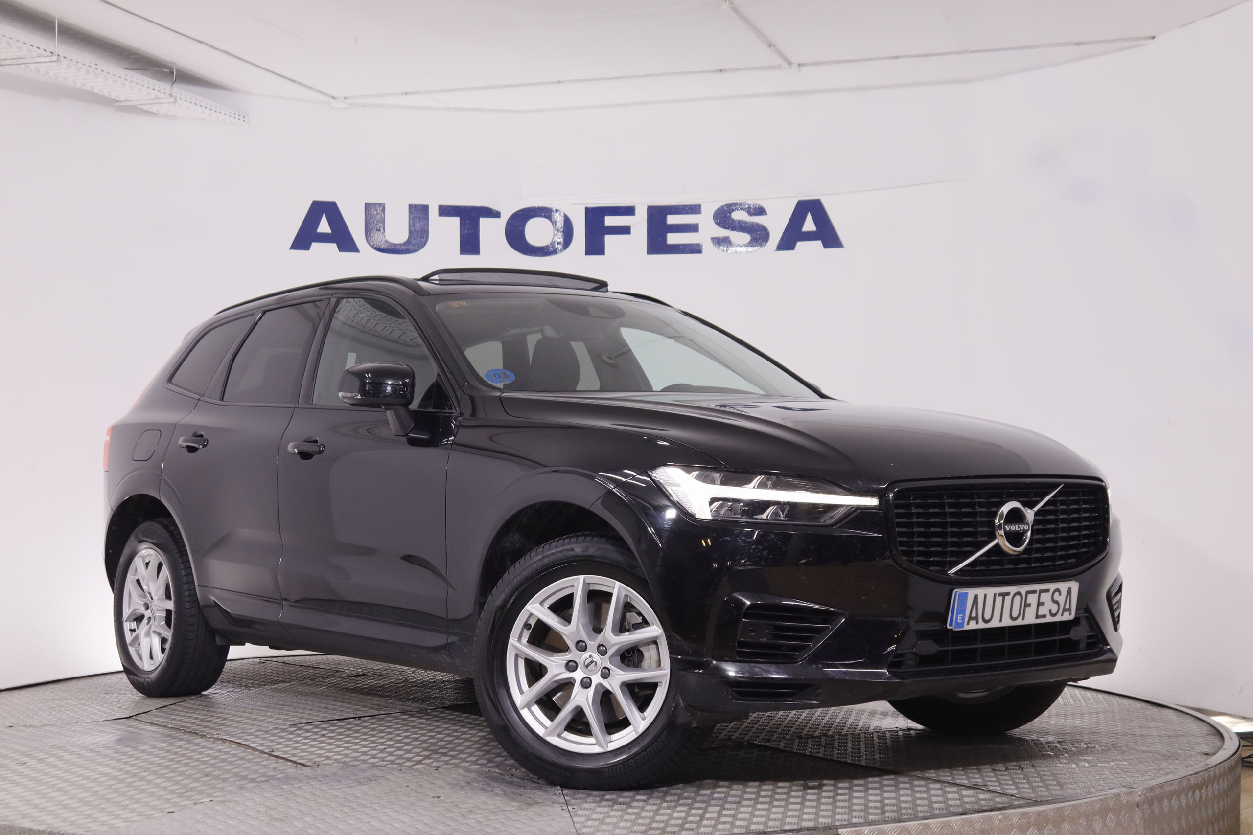Volvo XC60 2.0 T6 AWD Recharge R-Design - foto 3