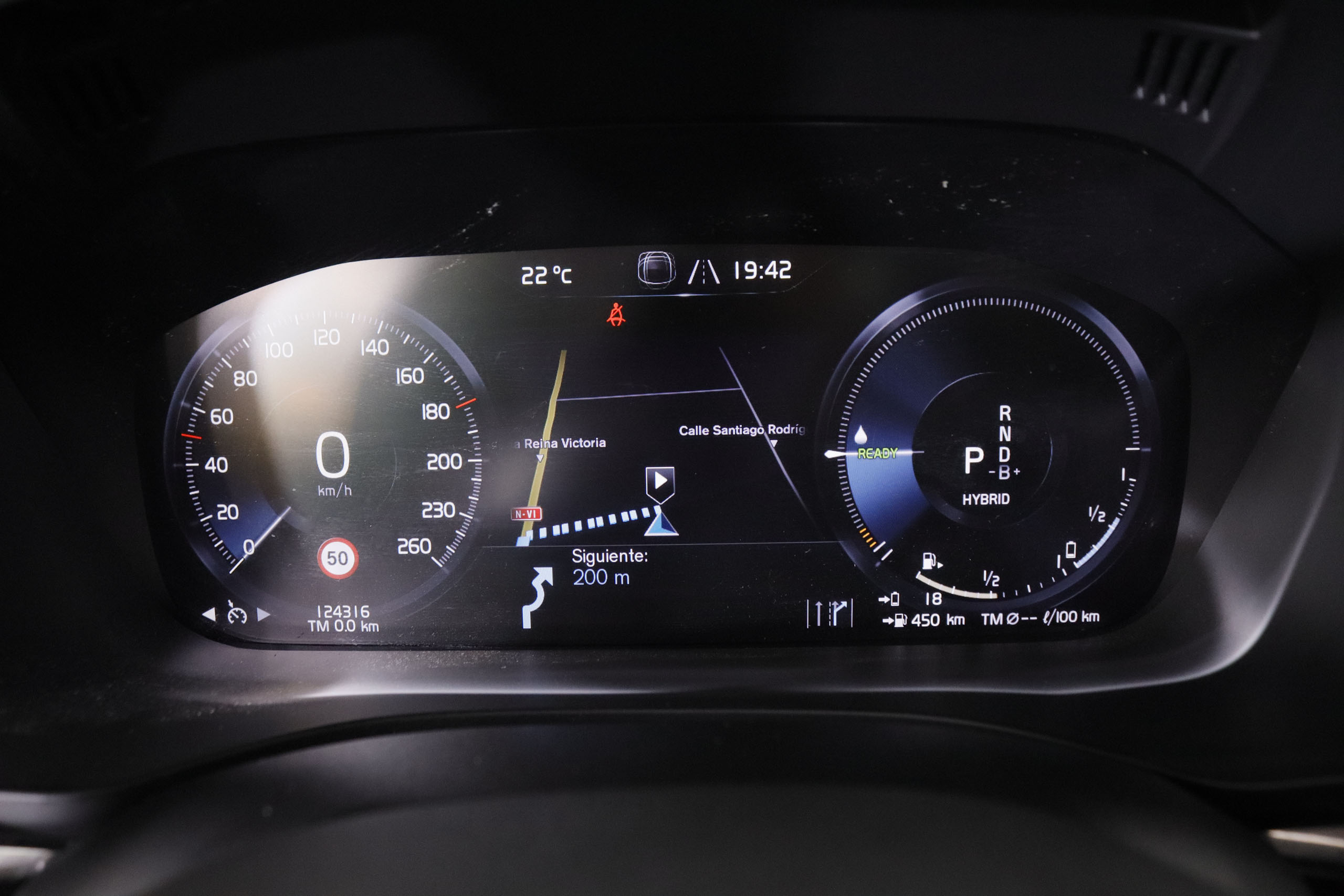 Volvo XC60 2.0 T6 AWD Recharge R-Design - foto 16