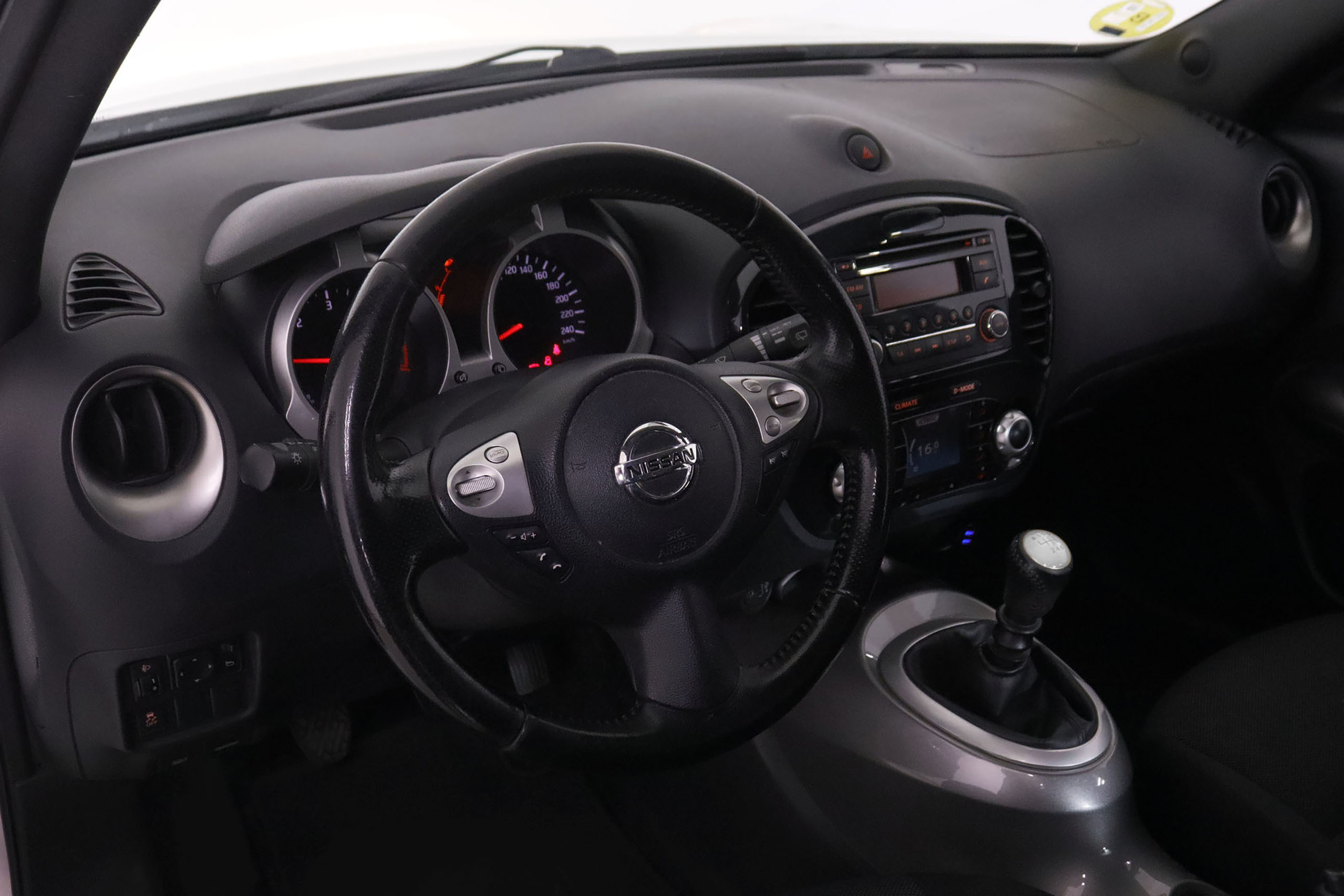 Nissan Juke 1.5 dCi 4x2 - foto 11
