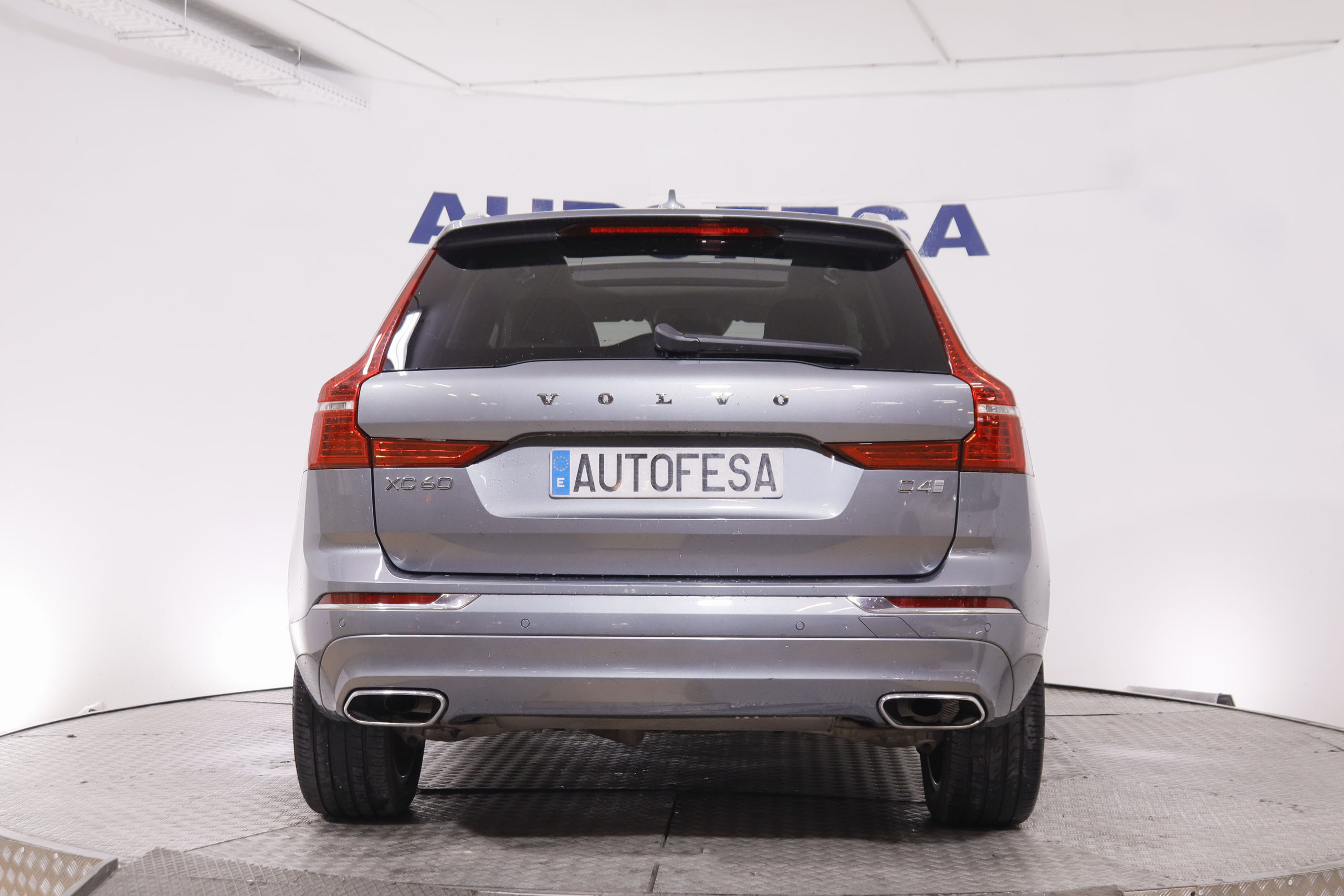 Volvo XC60 2.0 D4 Incription 4x2 - foto 3