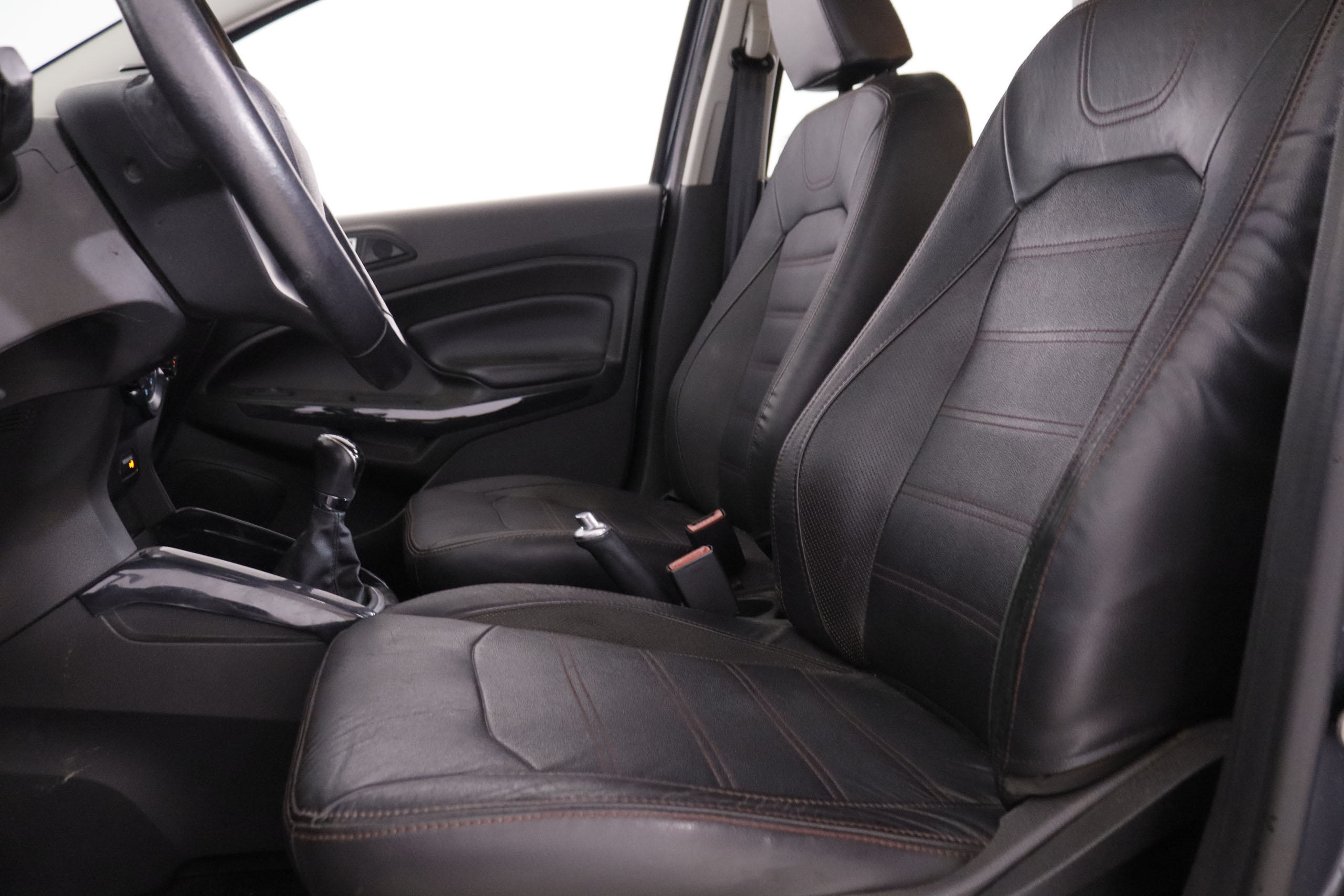 Ford EcoSport 1.0 EcoBoost Titanium - foto 17