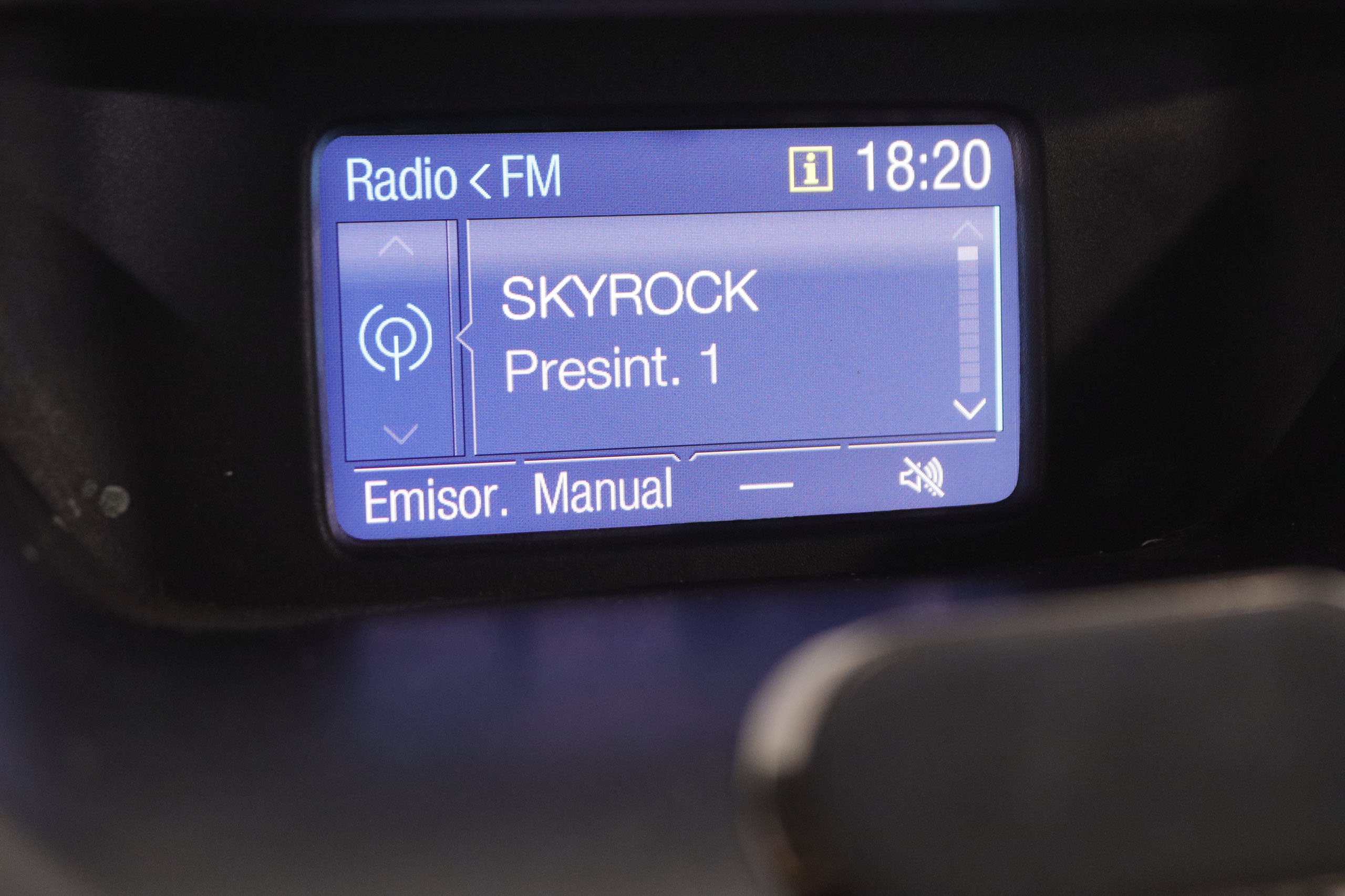 Ford EcoSport 1.0 EcoBoost Titanium - foto 16