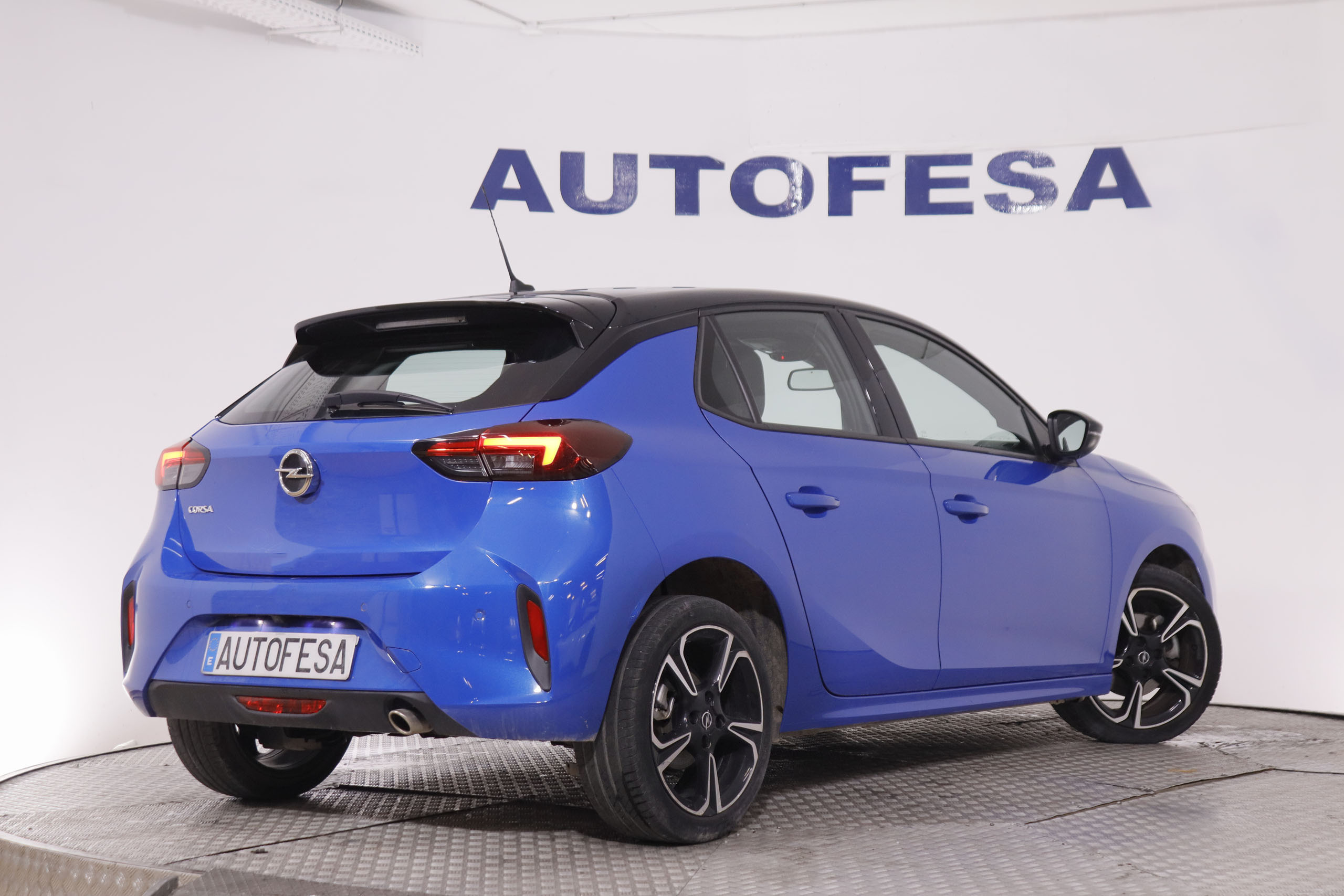 Opel Corsa 1.2 Turbo GS Line - foto 9
