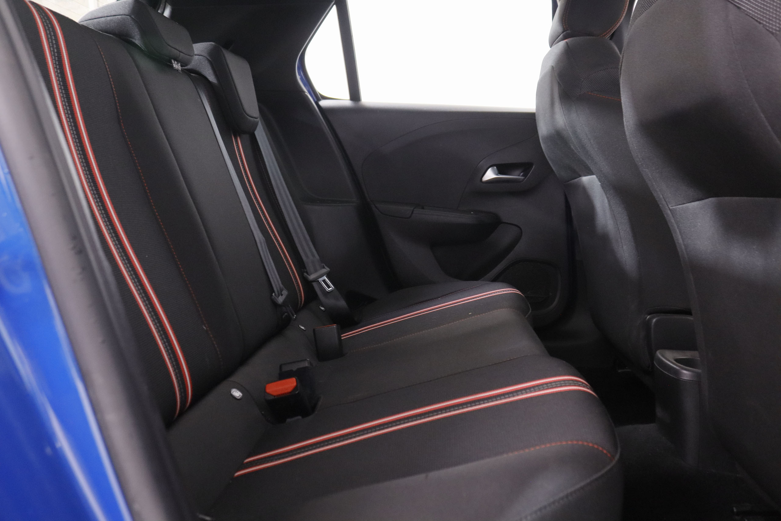 Opel Corsa 1.2 Turbo GS Line - foto 17