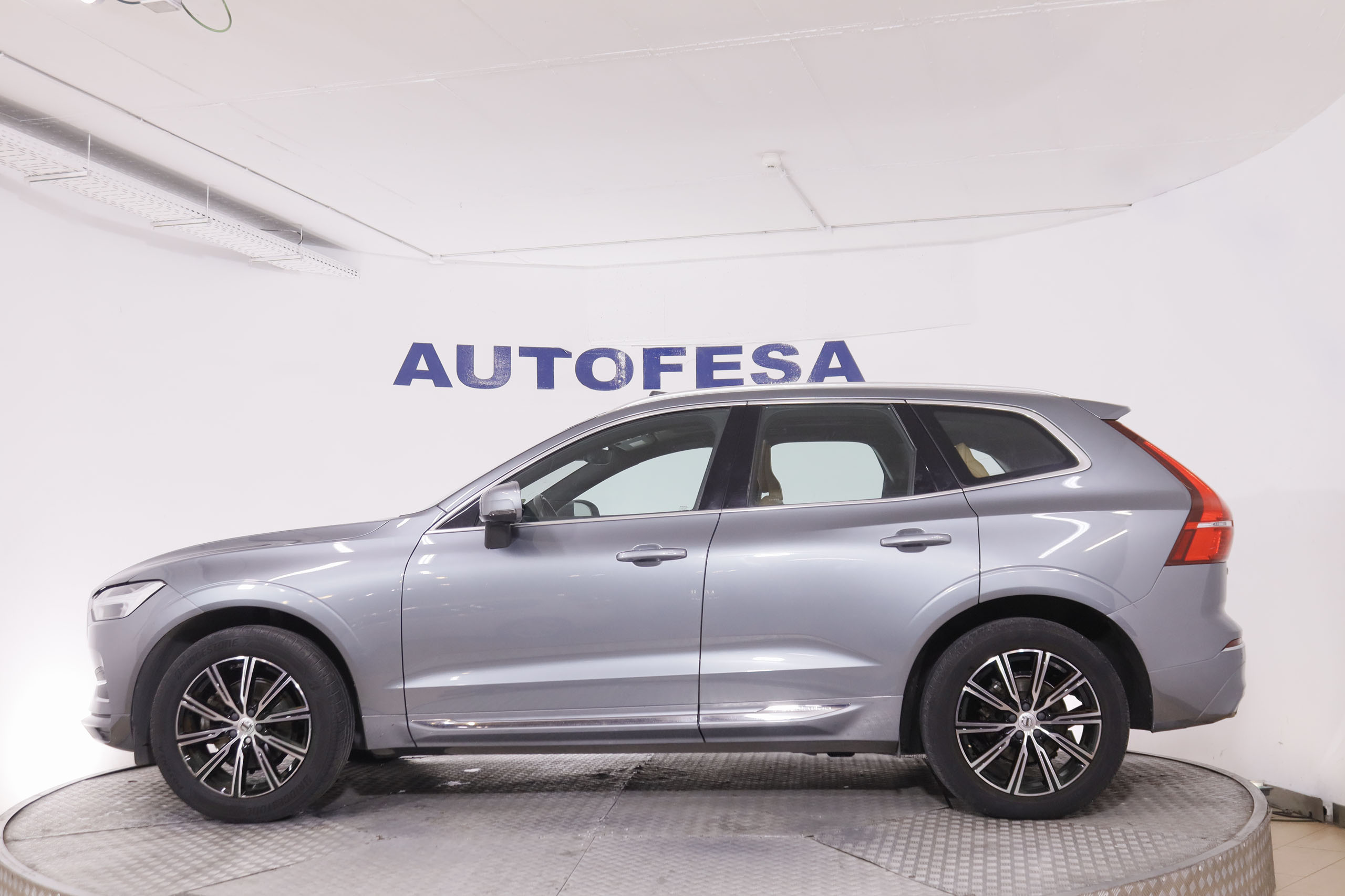 Volvo XC60 2.0 D4 Inscription 4x2 - foto 4