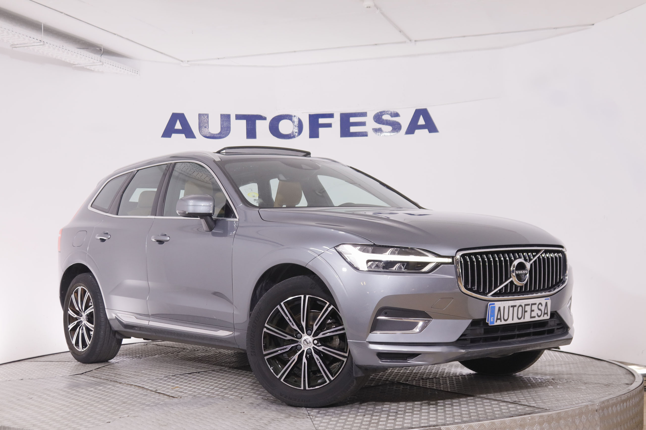 Volvo XC60 2.0 D4 Inscription 4x2 - foto 3