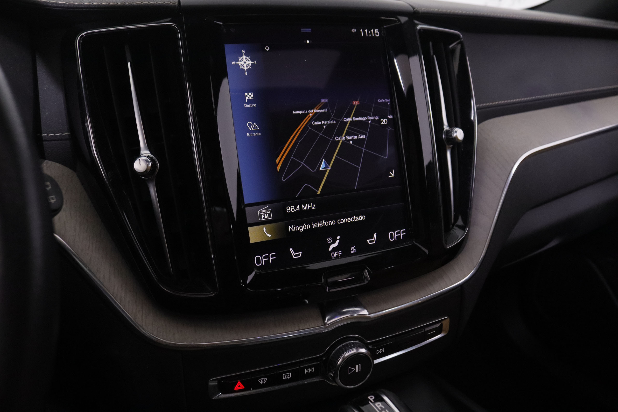 Volvo XC60 2.0 D4 Inscription 4x2 - foto 13