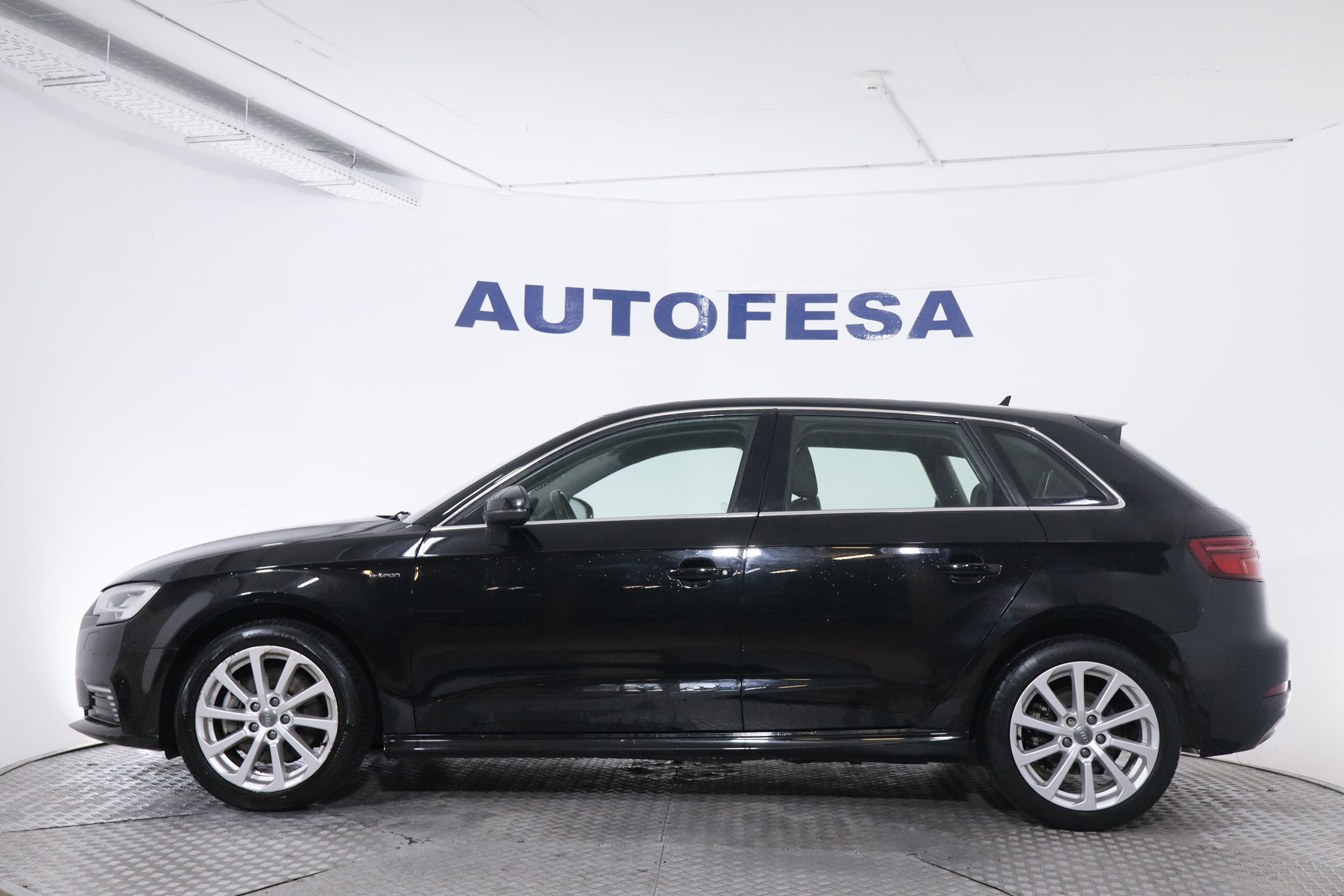 Audi A3 Sportback 1.4 E-Tron - foto 4