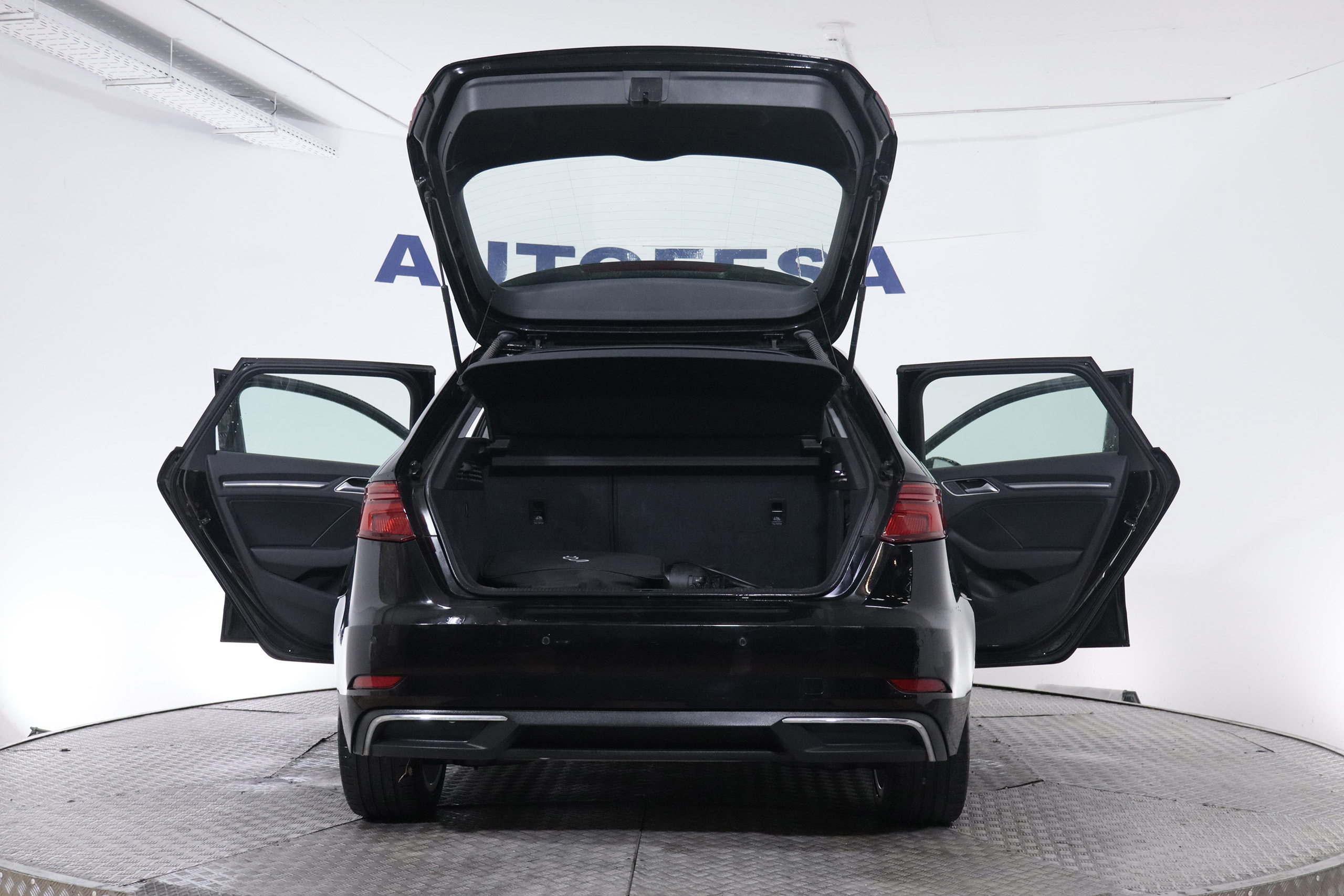 Audi A3 Sportback 1.4 E-Tron - foto 9