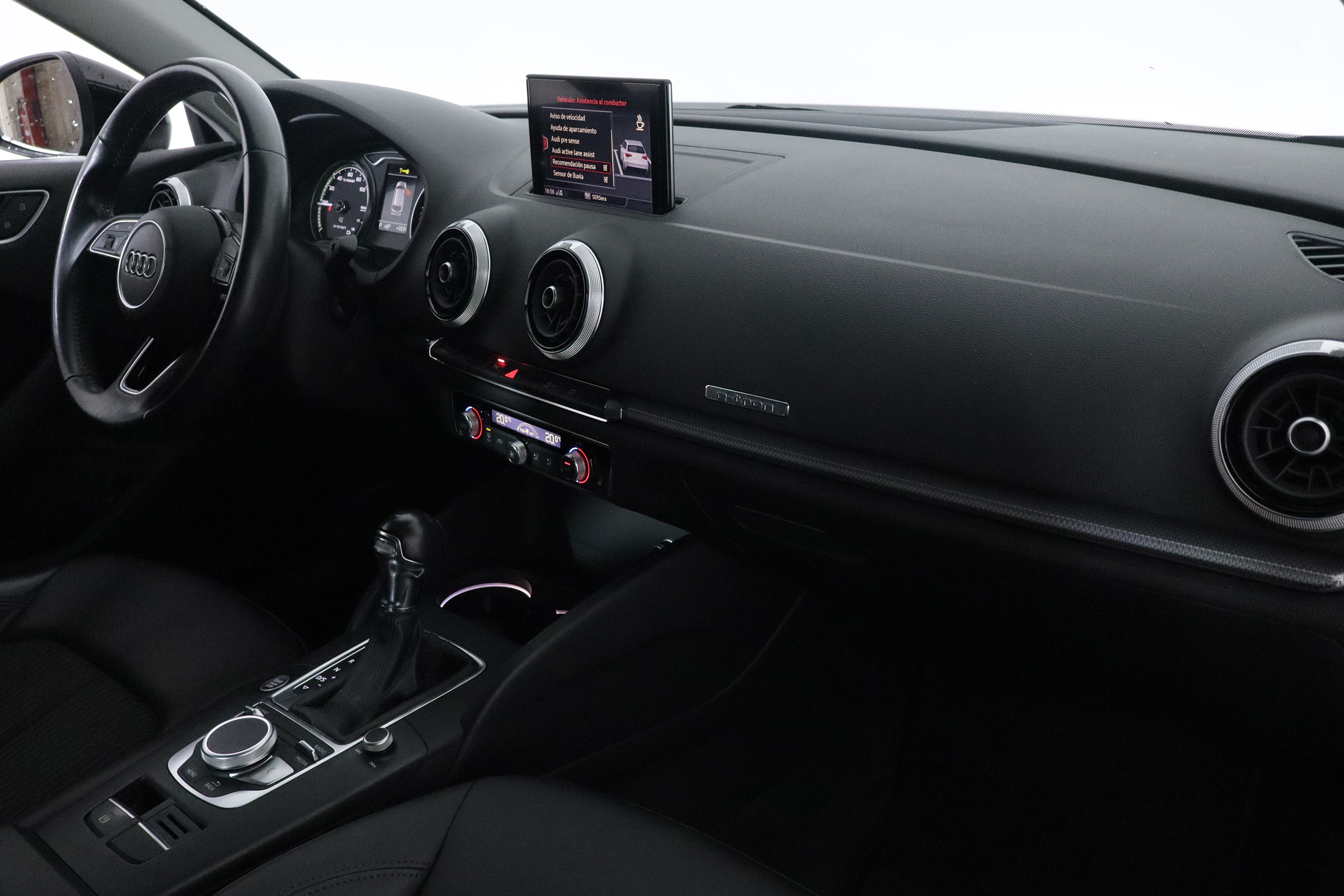 Audi A3 Sportback 1.4 E-Tron - foto 14