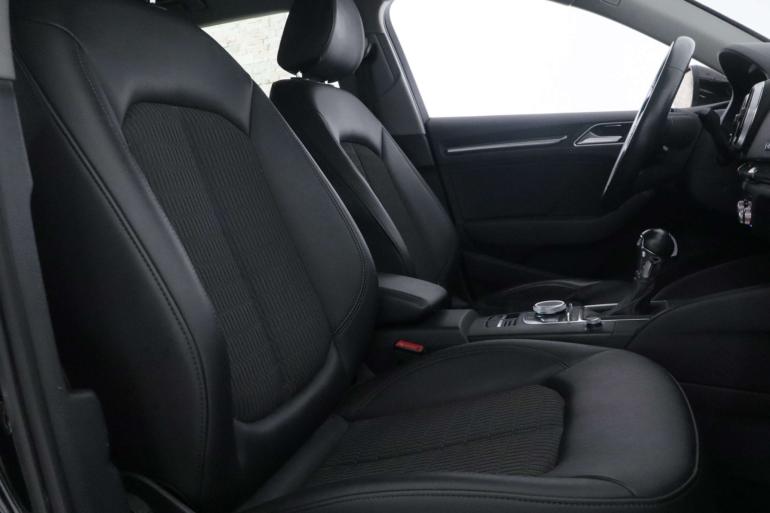 Audi A3 Sportback 1.4 E-Tron - foto 23
