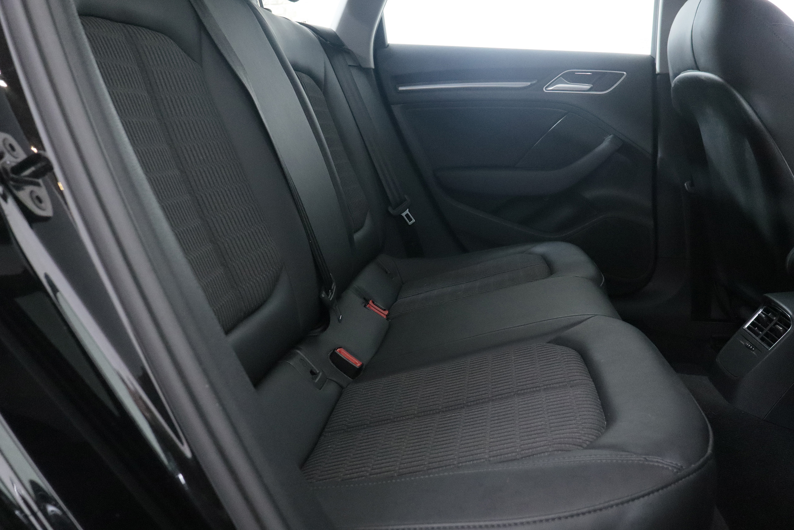 Audi A3 Sportback 1.4 E-Tron - foto 24