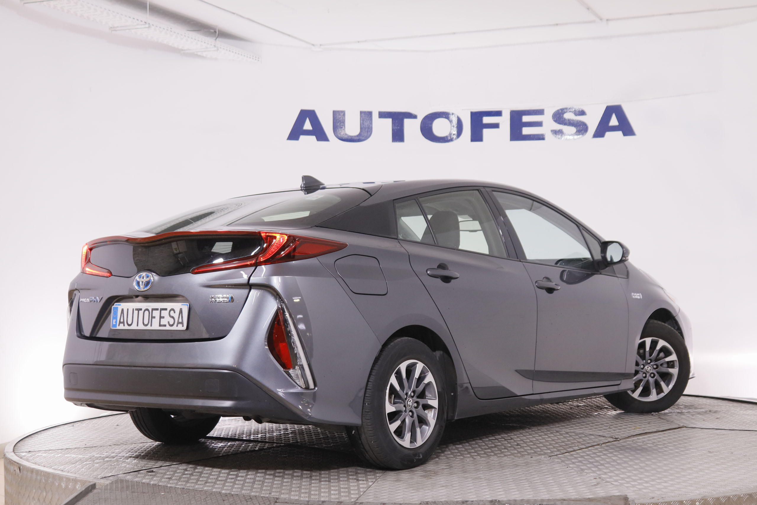 Toyota Prius Plug-IN PHV Advance - foto 5
