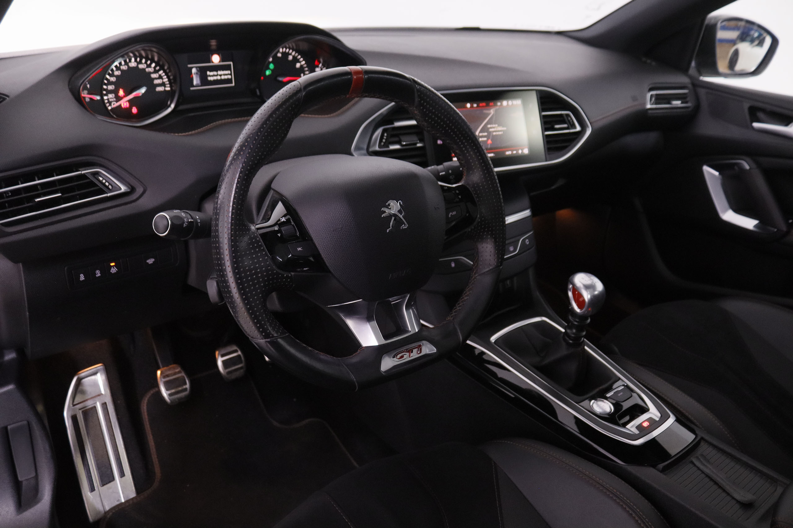 Peugeot 308 1.6 GTI By Sport - foto 12