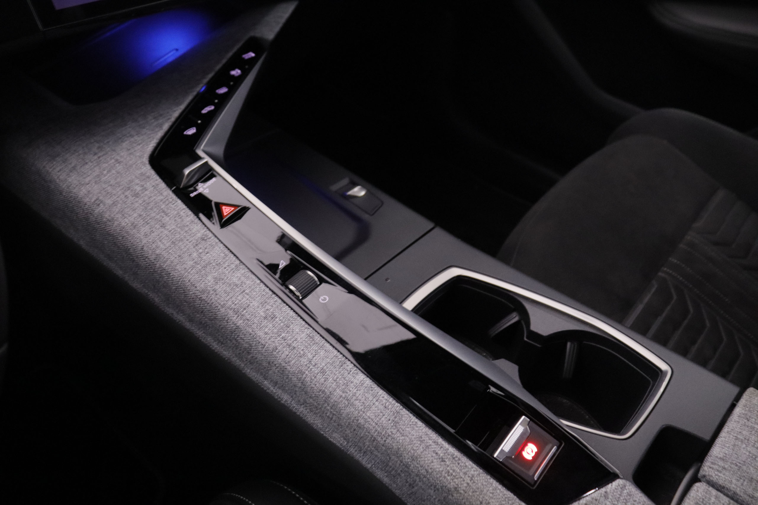 Peugeot 3008 Hybrid GT - foto 14