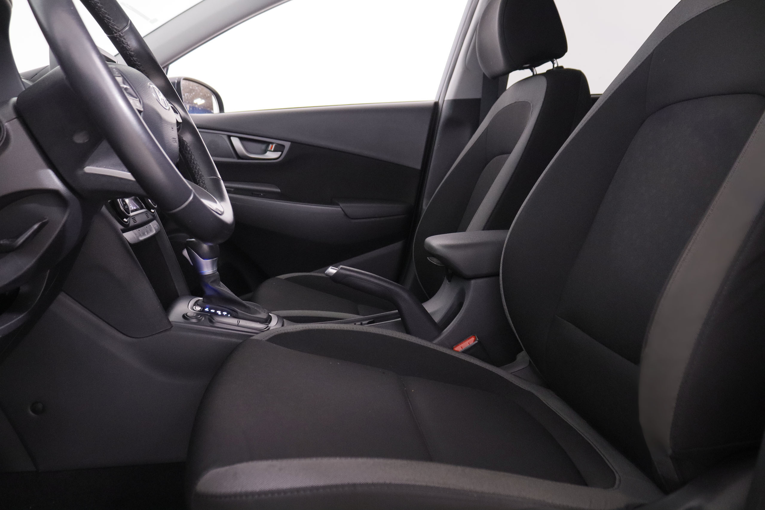 Hyundai Kona 1.6 CRDi Tecno - foto 18